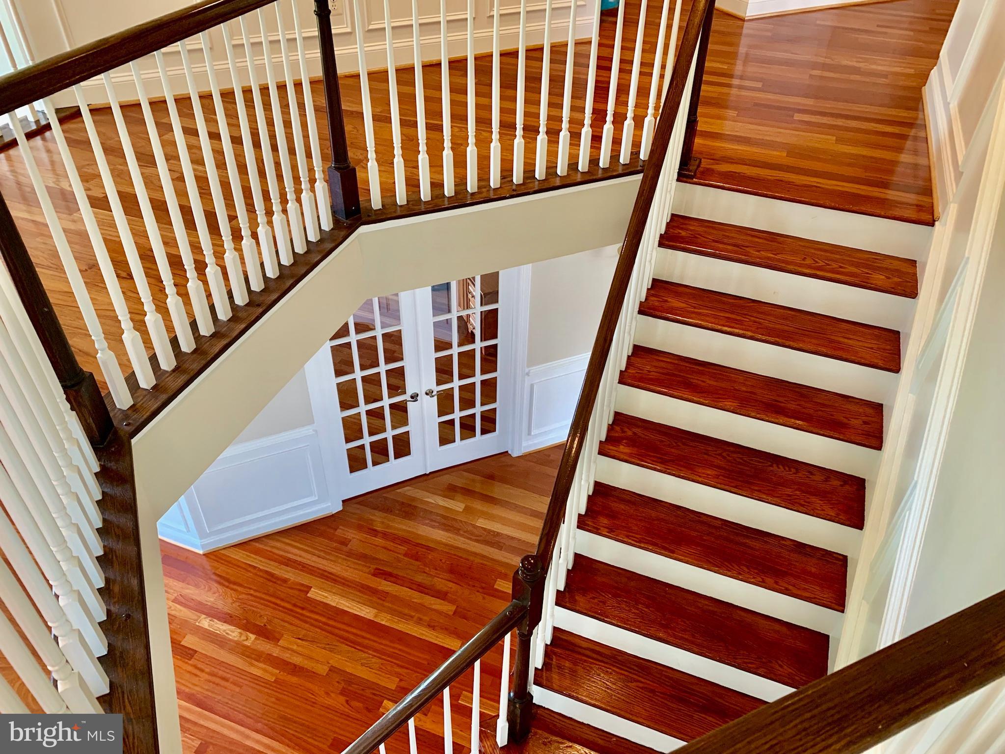 CLIFTON - Residential