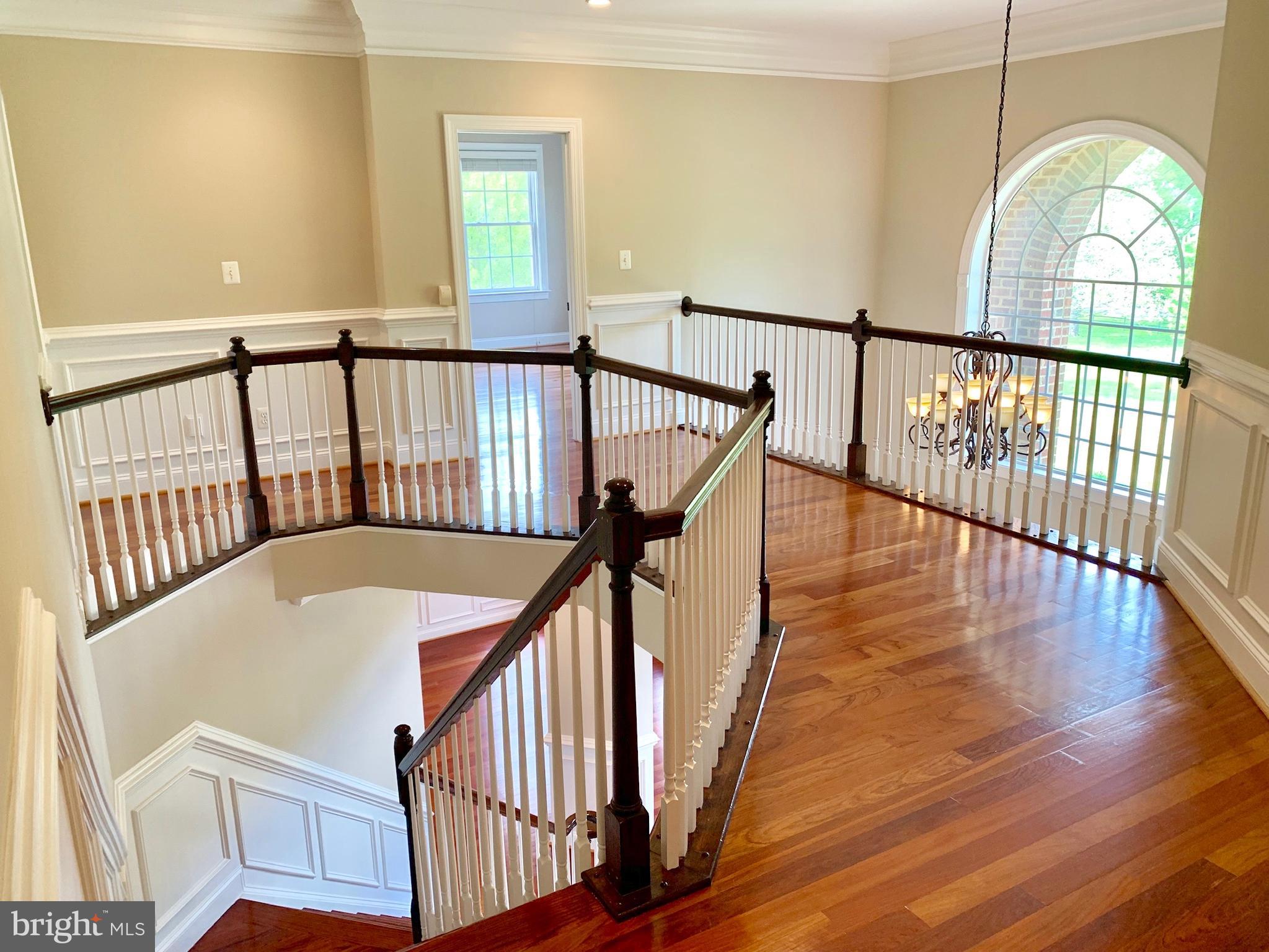 CLIFTON - Residential