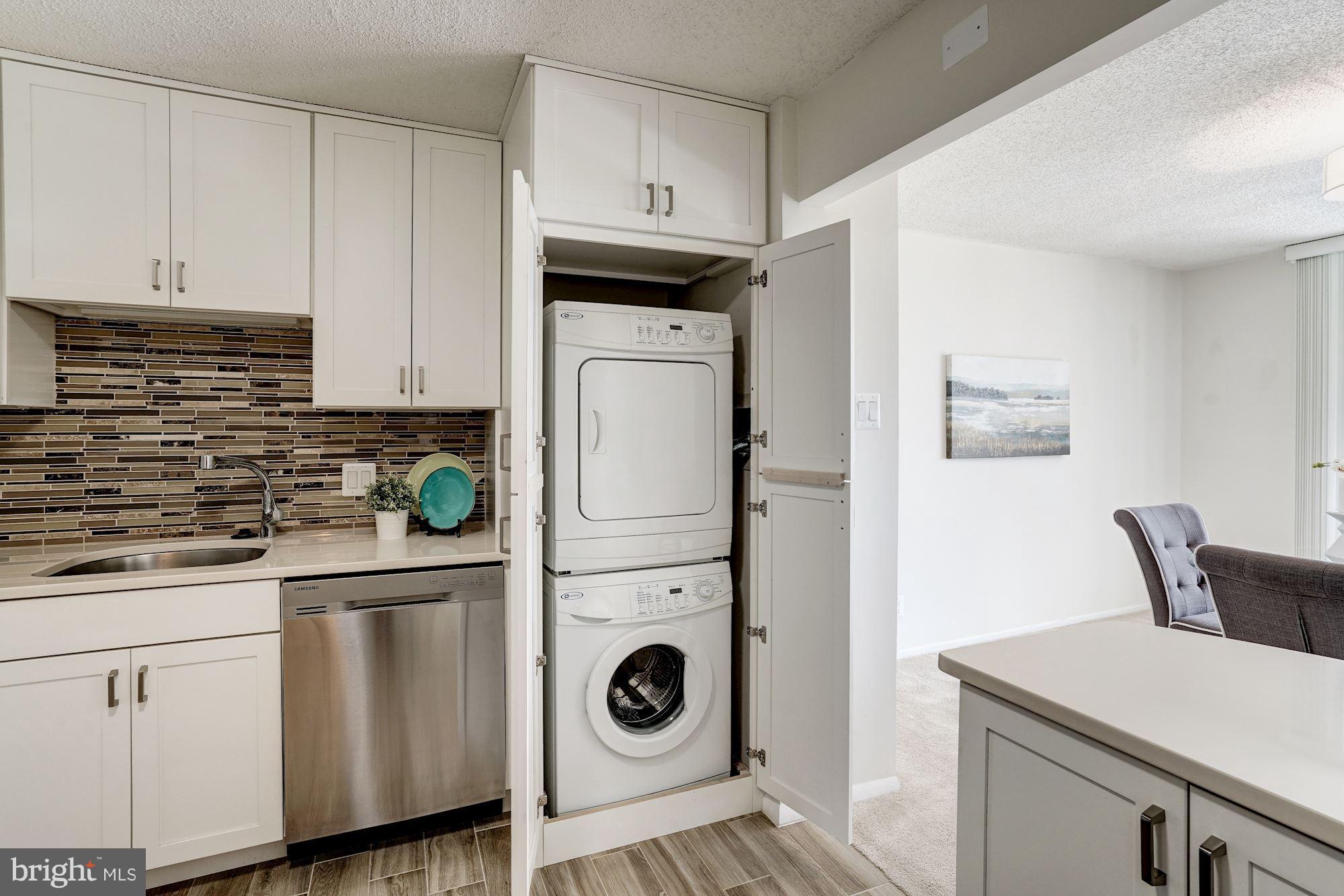 MCLEAN HOUSE - Residential