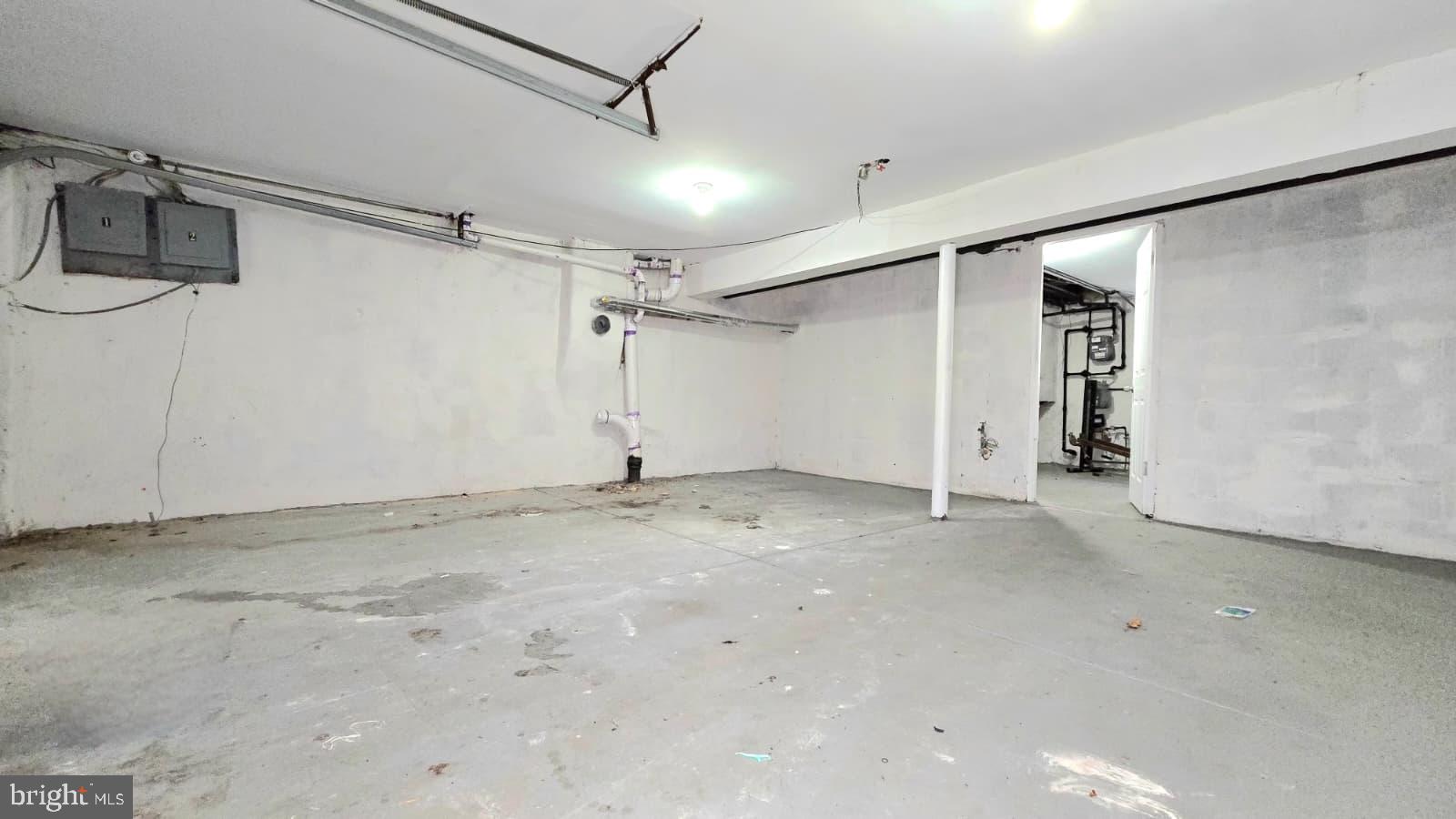 GERMANTOWN (EAST) - Residential Income