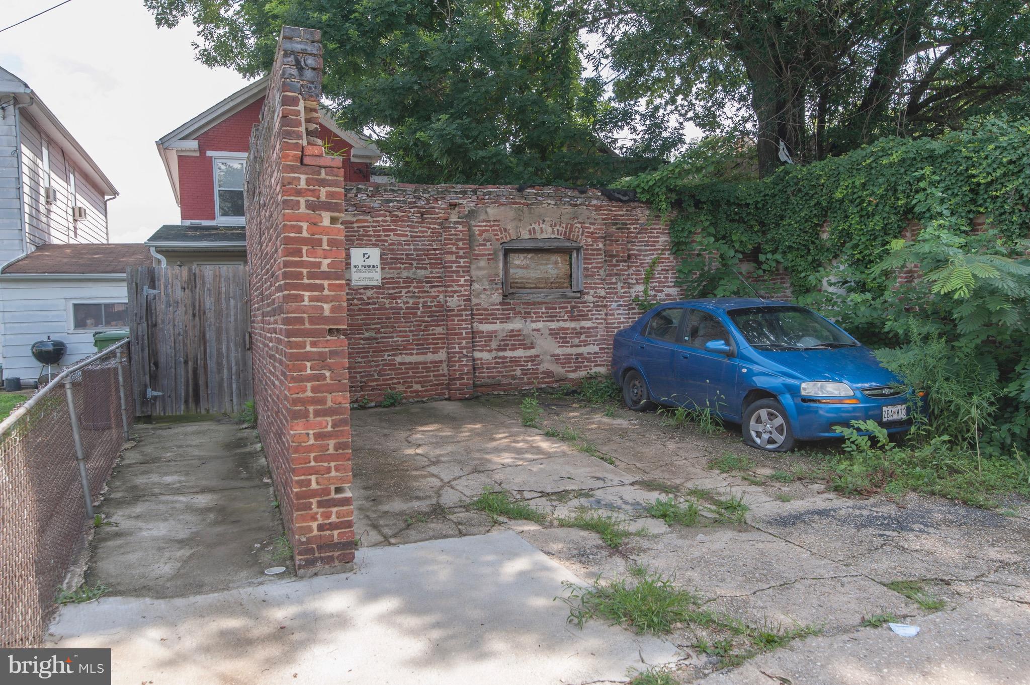 HAMPDEN HISTORIC DISTRICT - Residential