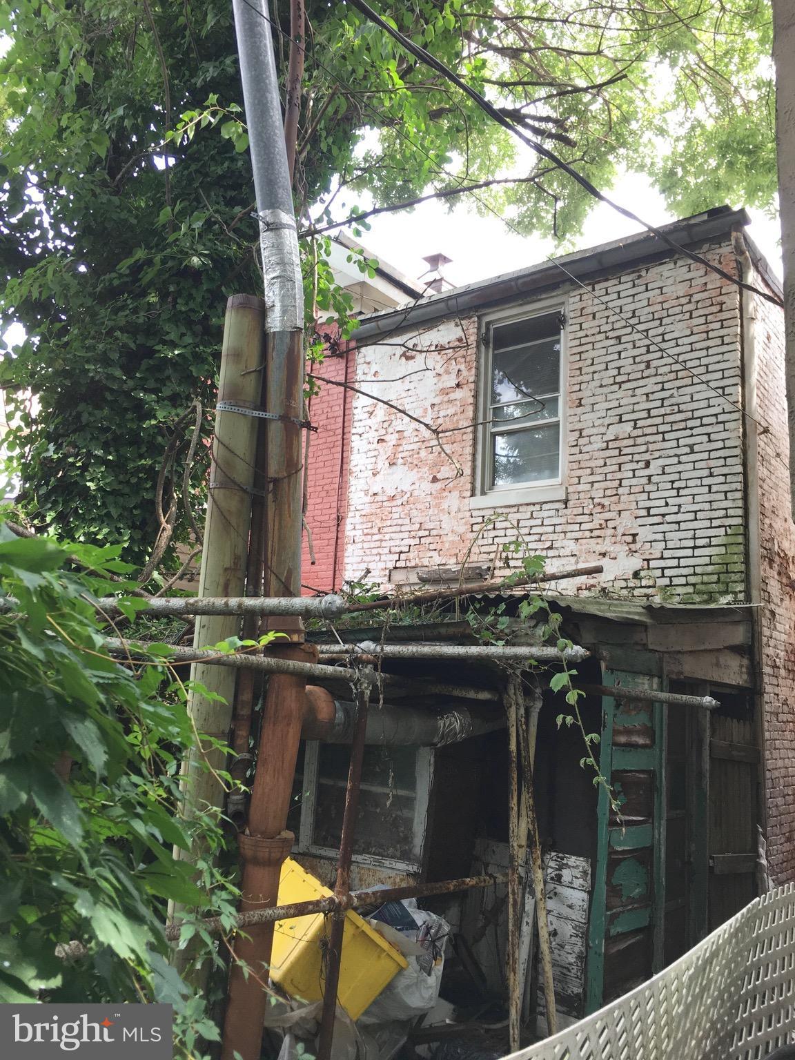 HAMPDEN HISTORIC DISTRICT - Residential