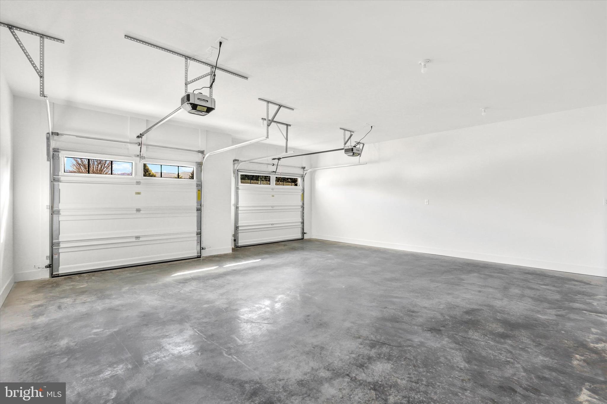 PENN NATIONAL GOLF COURSE COMMUNITY - Residential