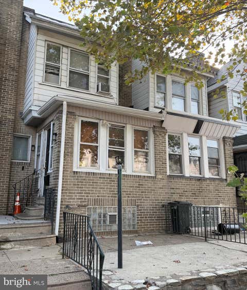 Townhouse For Sale - 918 Bridge Street<br/> PHILADELPHIA, PA 19124