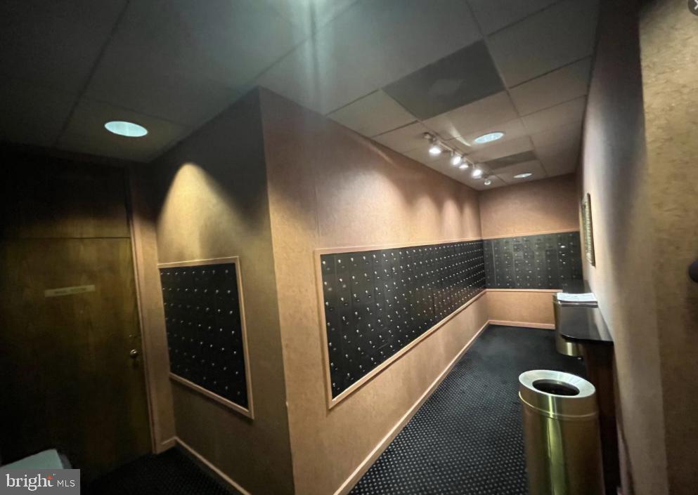 REGENCY AT MCLEAN - Residential