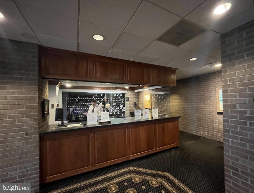 REGENCY AT MCLEAN - Residential