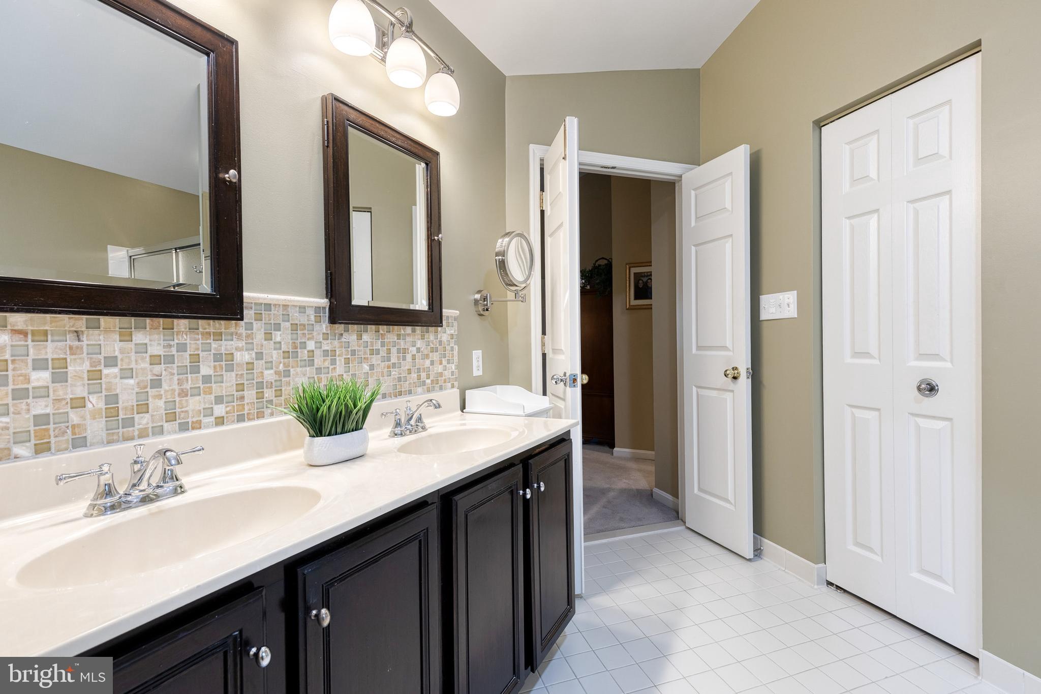 STONE MANOR - Residential