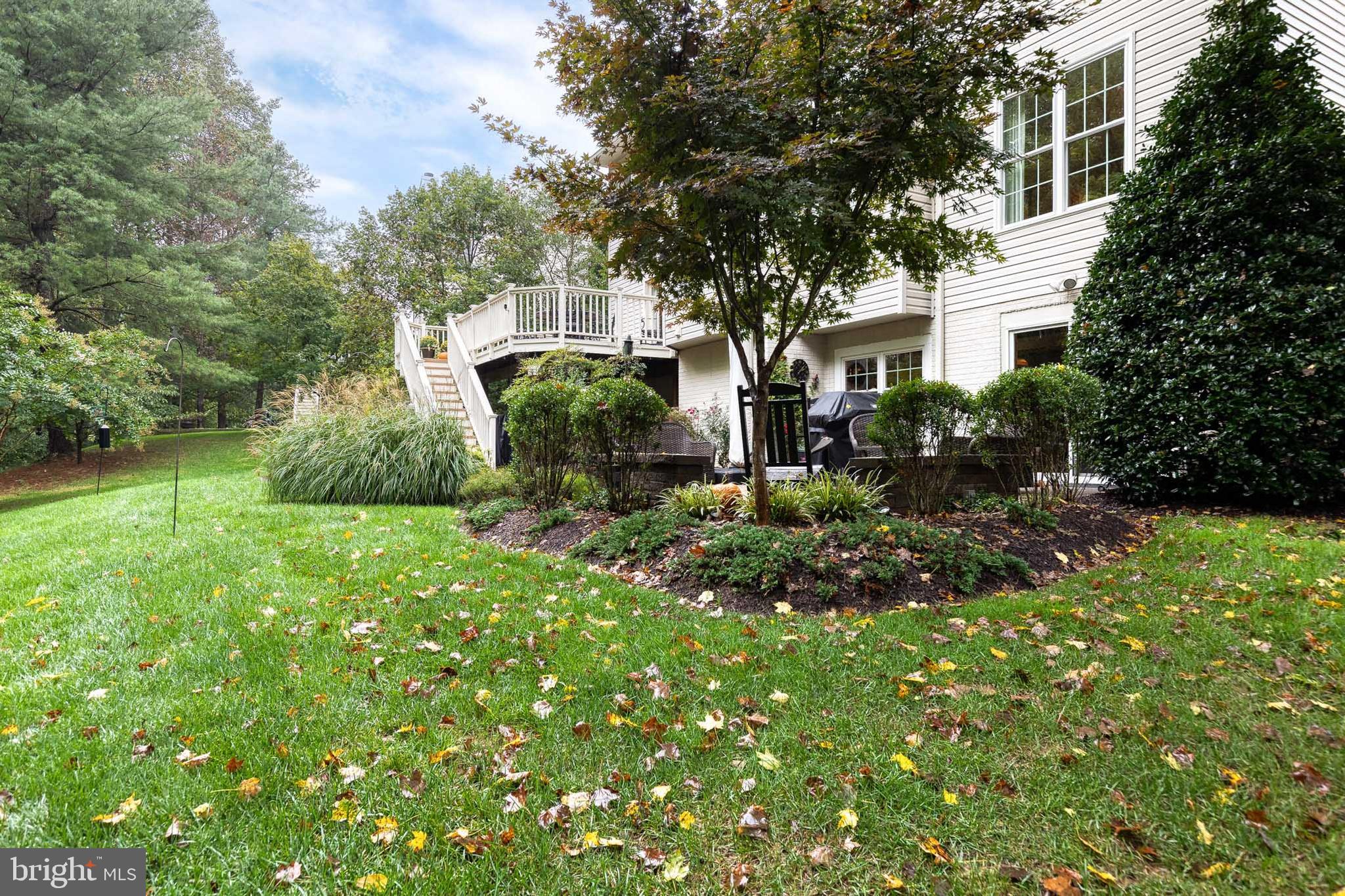 STONE MANOR - Residential