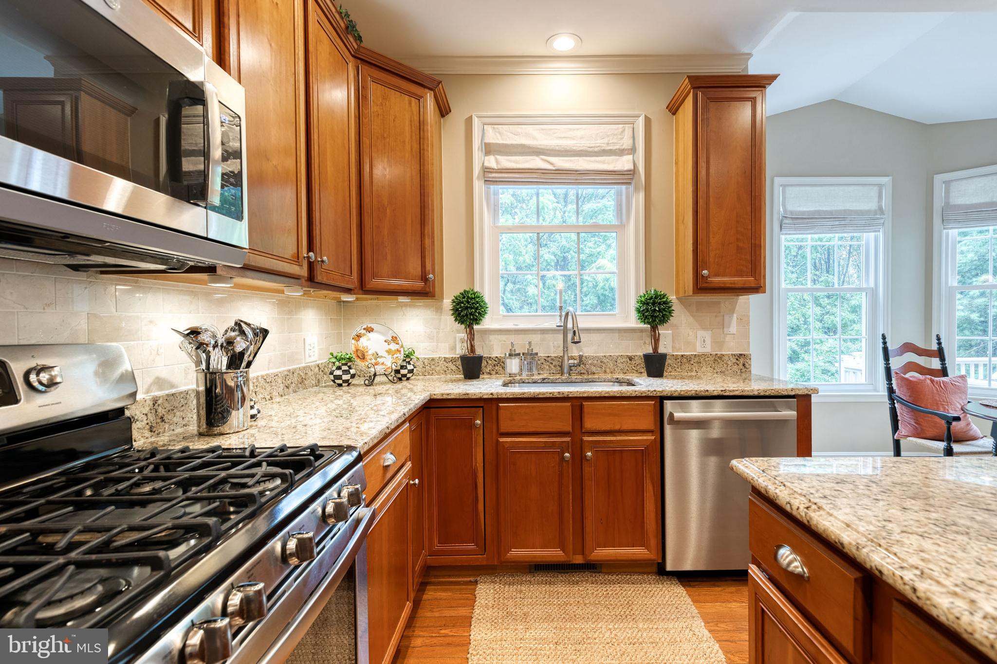 STONE MANOR - Residential