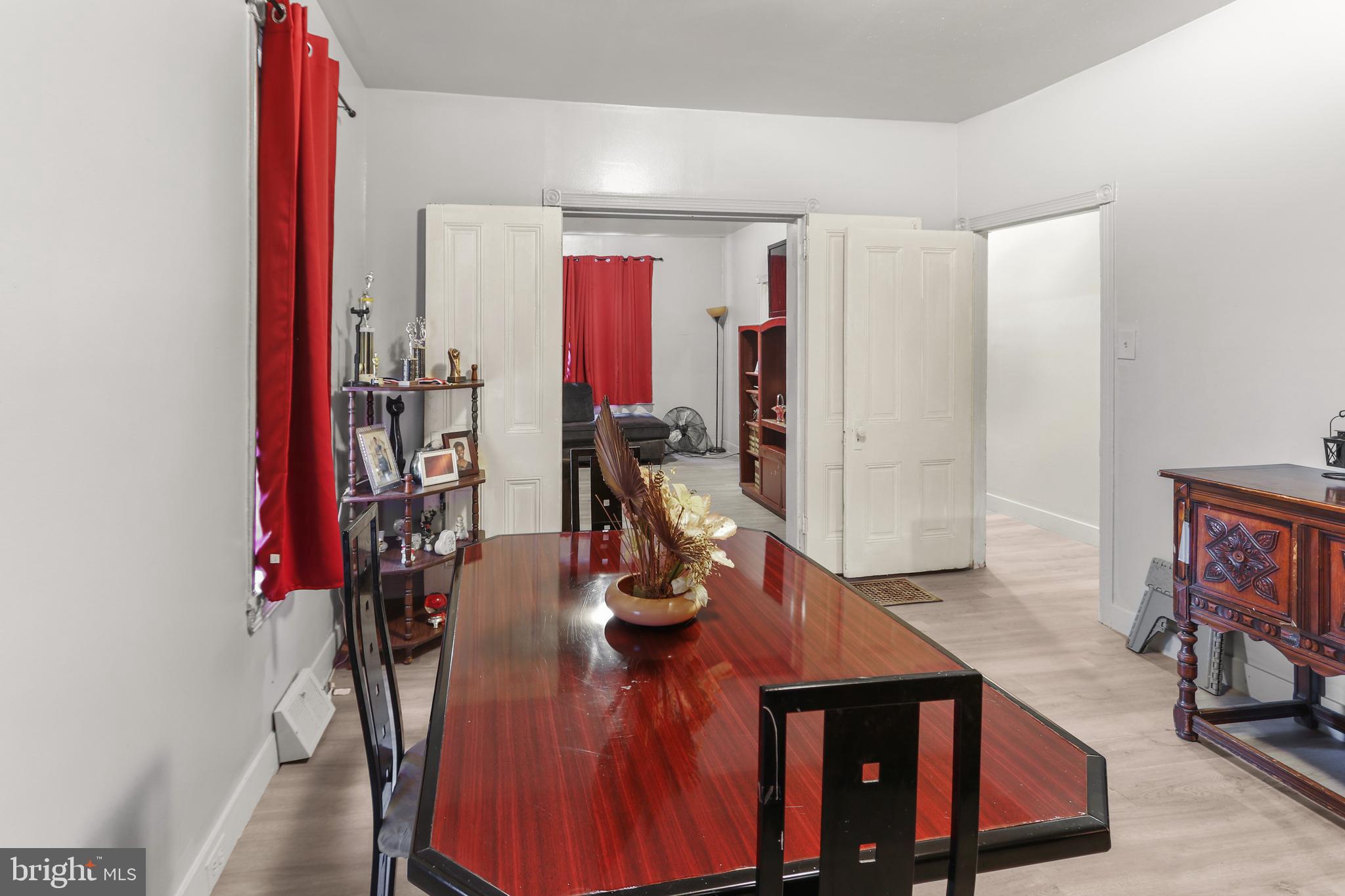 PHILADELPHIA (NORTHWEST) - Residential