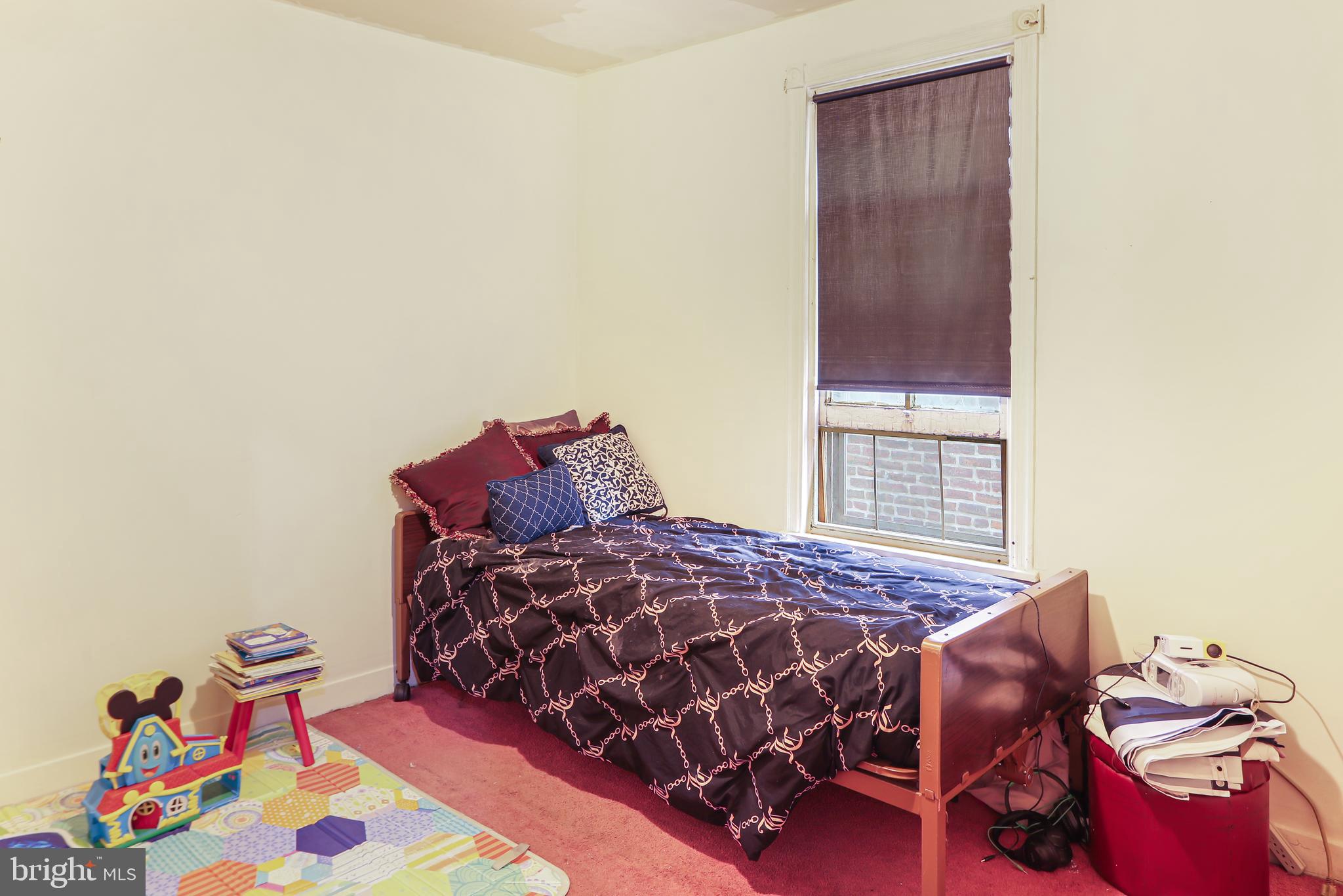 PHILADELPHIA (NORTHWEST) - Residential