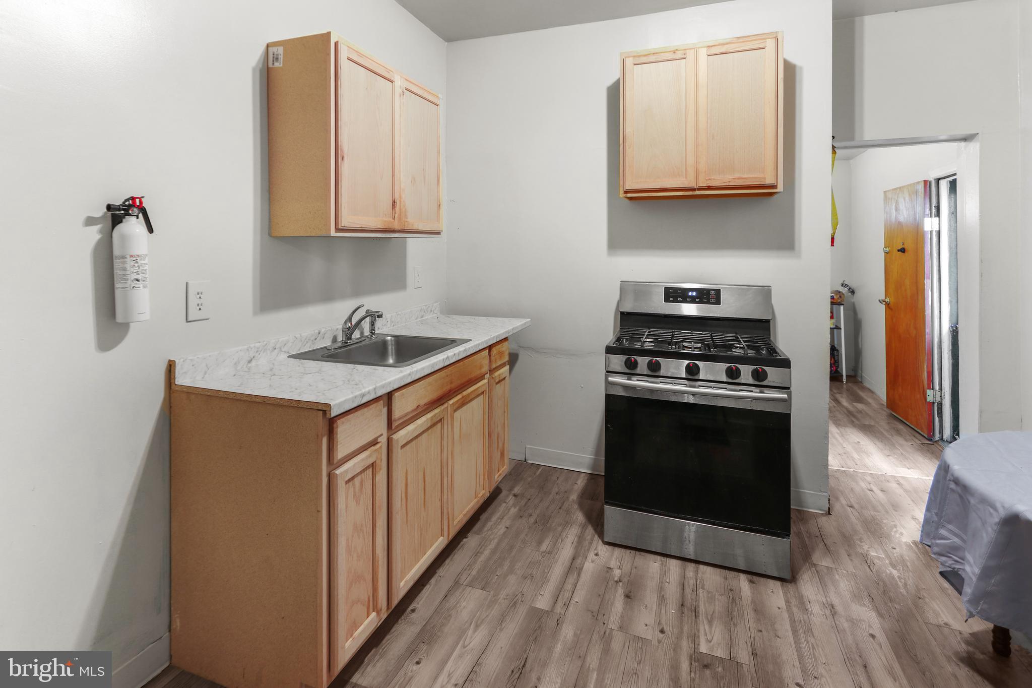 PHILADELPHIA (NORTHWEST) - Residential