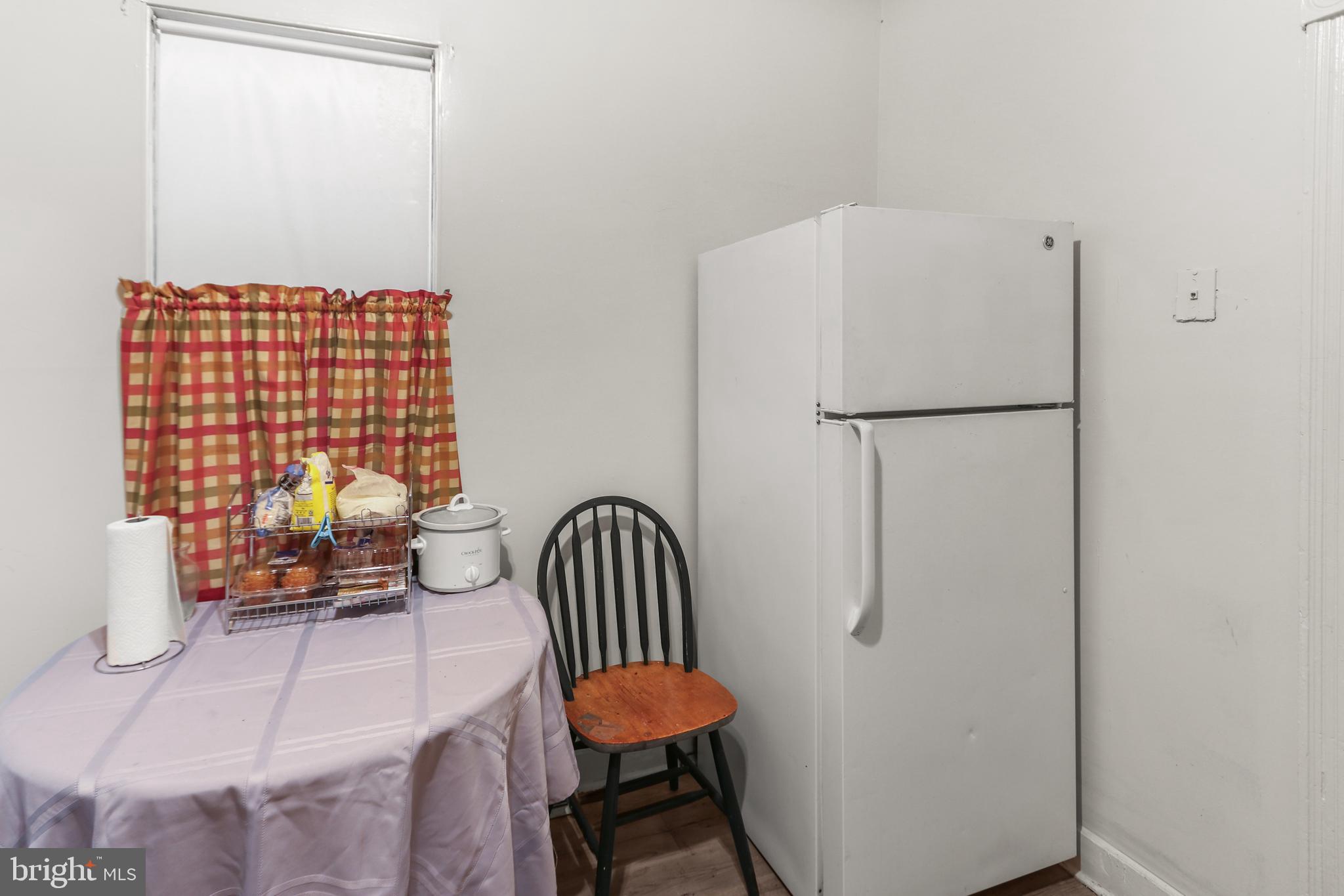 PHILADELPHIA (NORTHWEST) - Residential