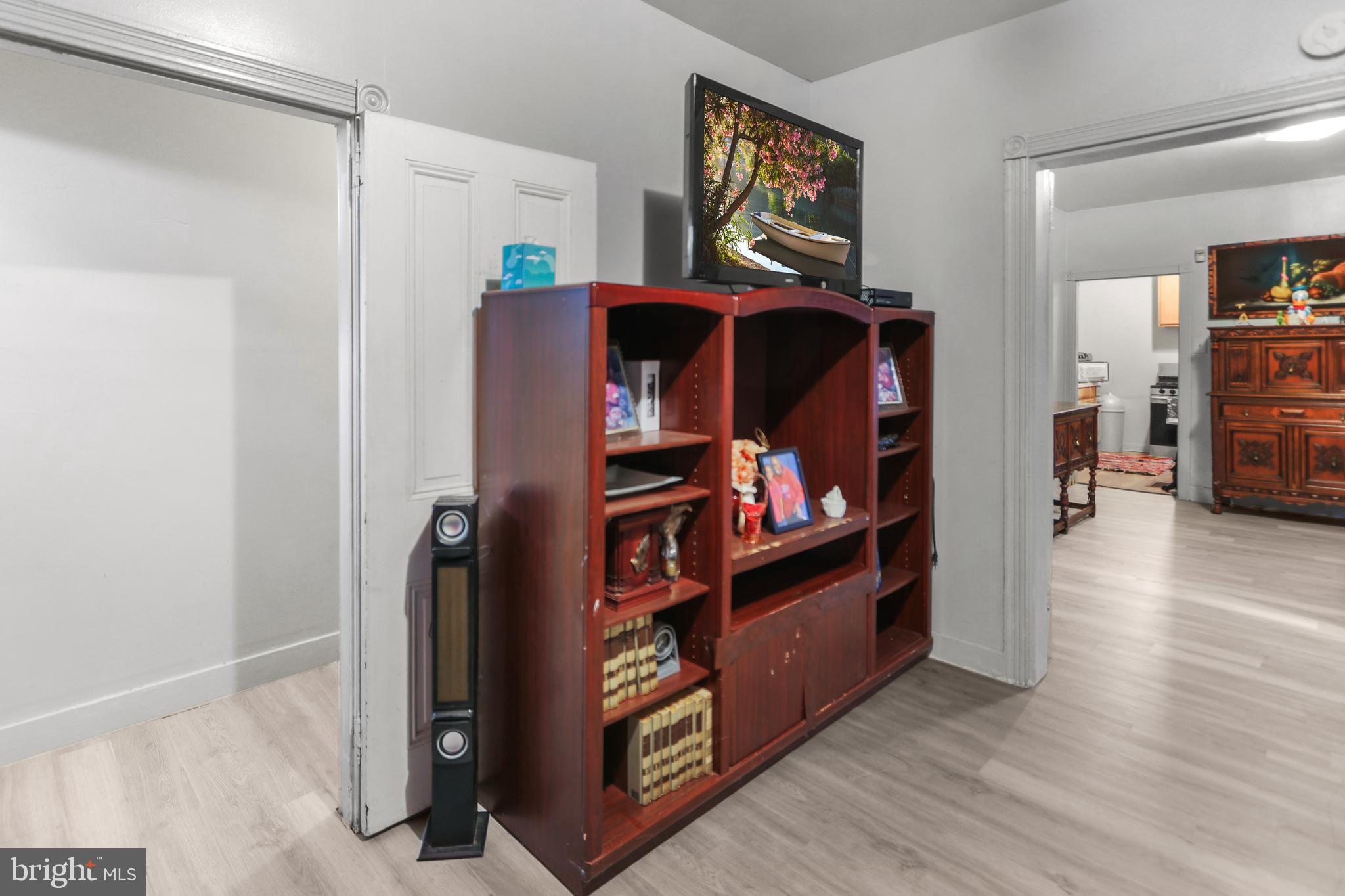 PHILADELPHIA (NORTHWEST) - Residential