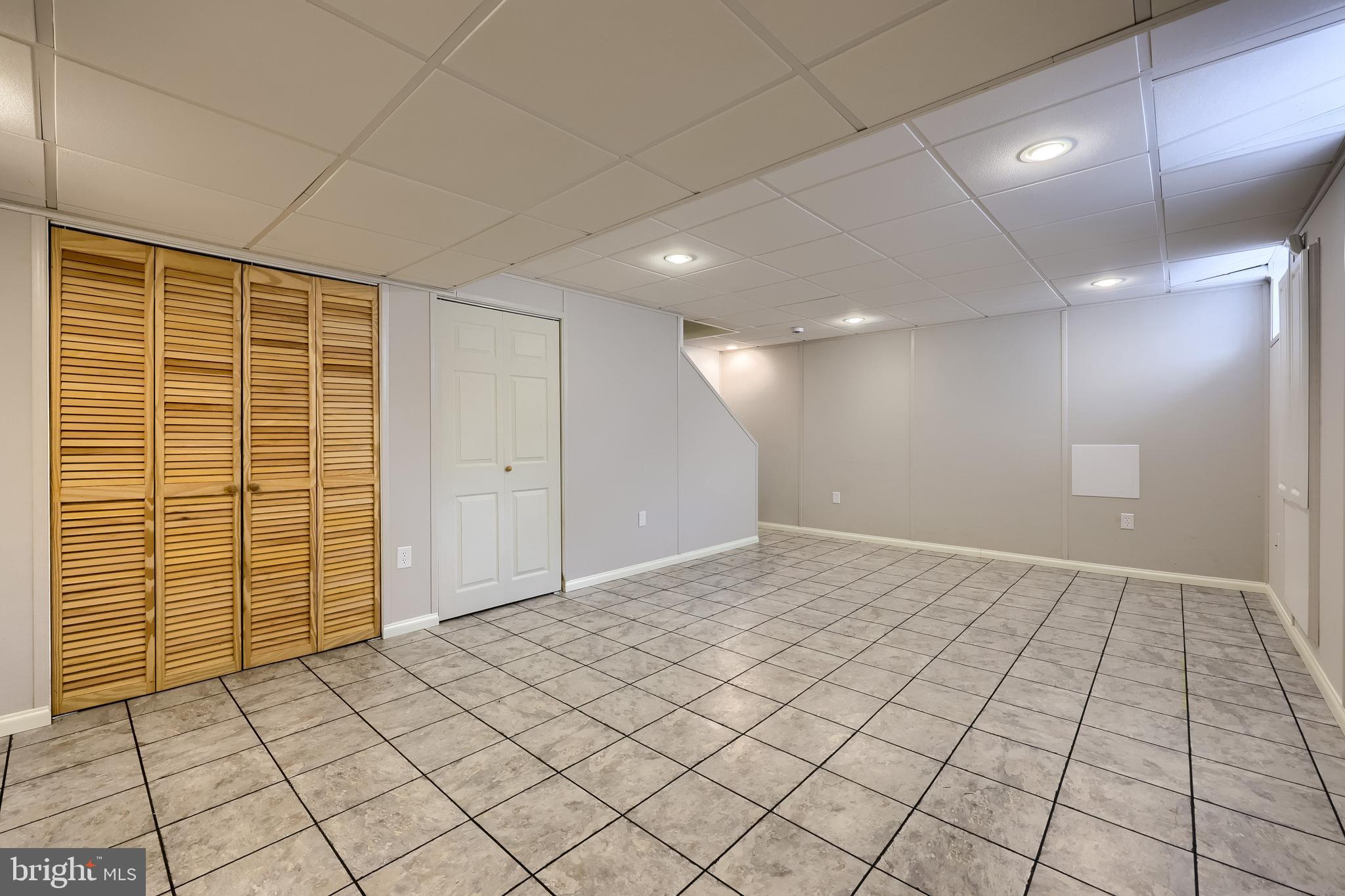 LANCASTER - Residential