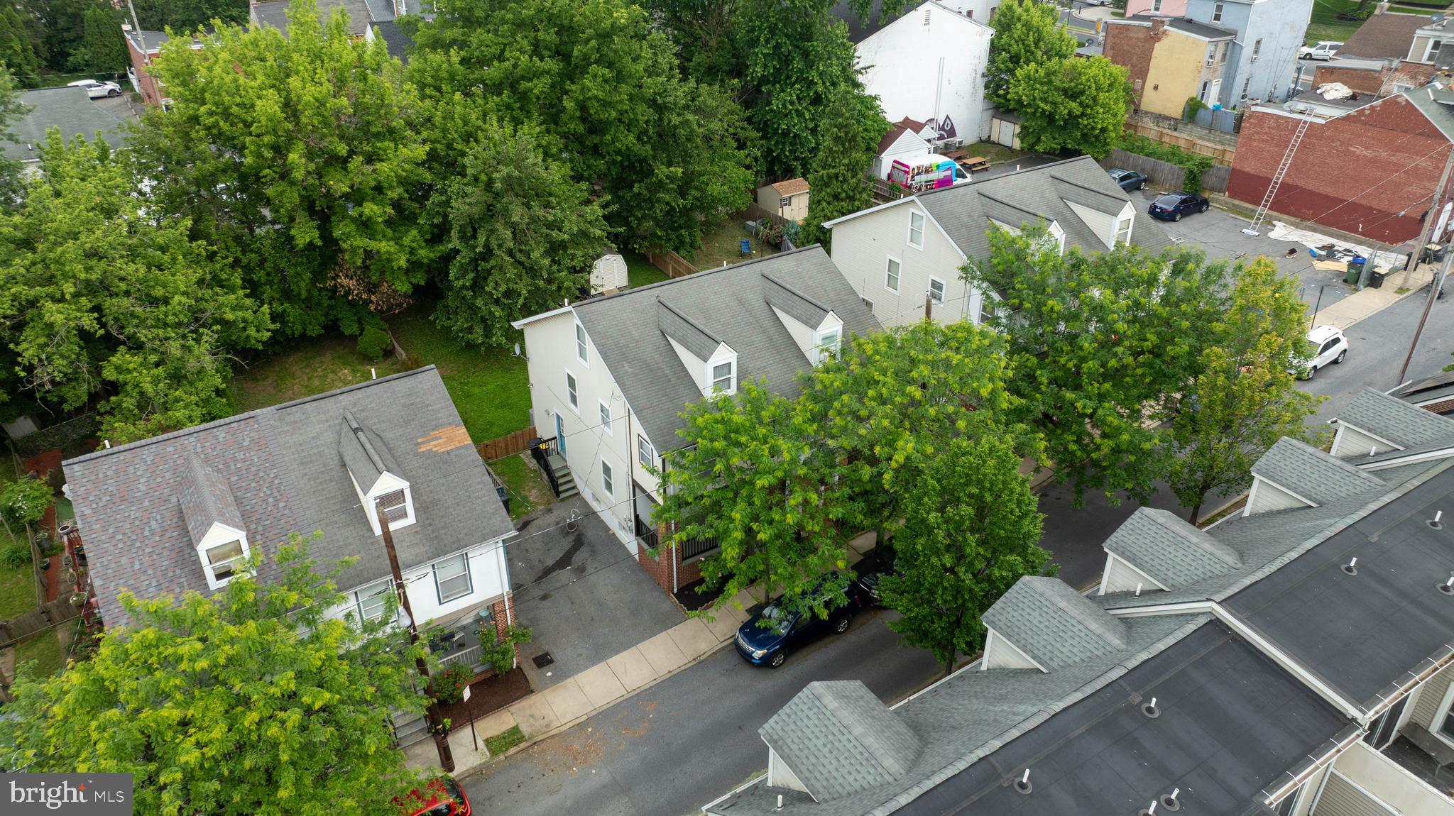 LANCASTER - Residential