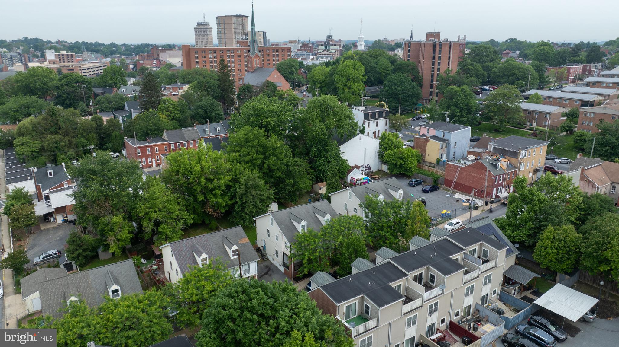 LANCASTER - Residential