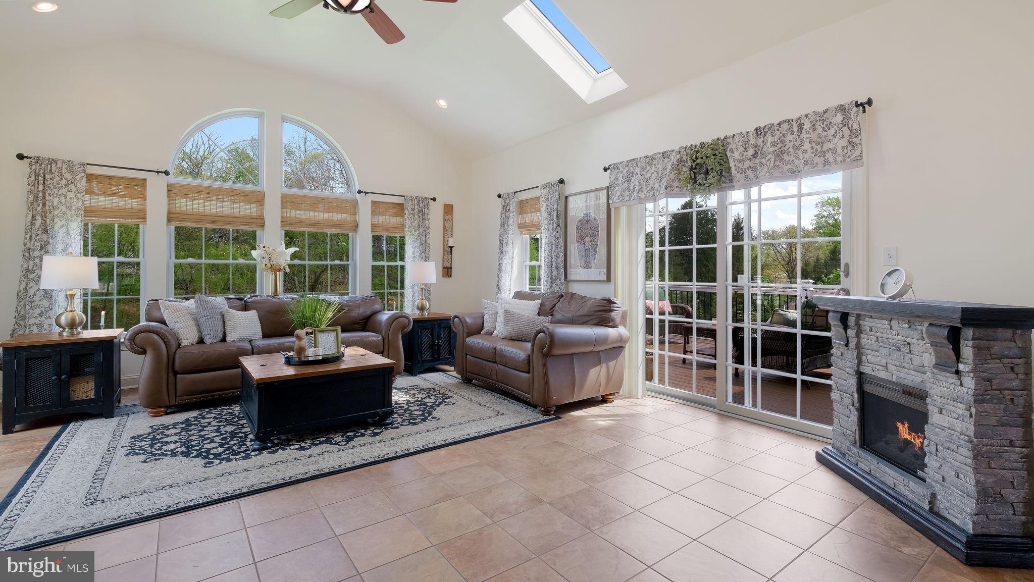 ALVERNO VALLEY FRM - Residential