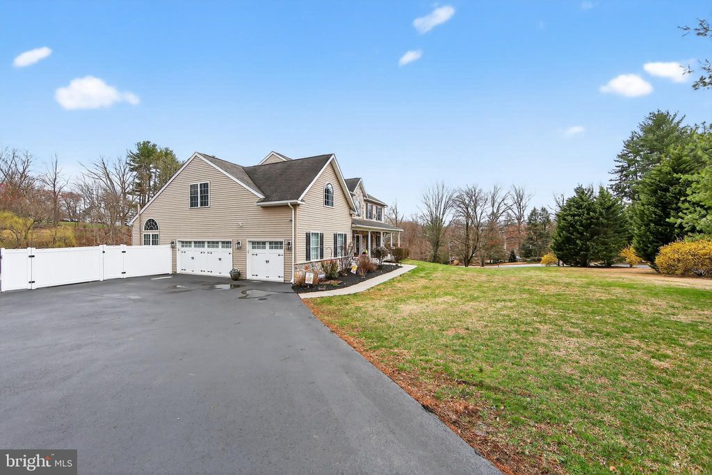 Photo of 367 Mount Alverno Road, MEDIA, PA 19063 (MLS # PADE2111864)