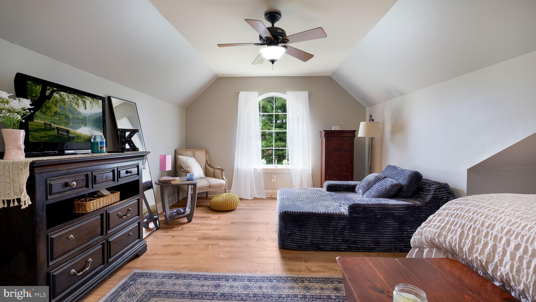 ALVERNO VALLEY FRM - Residential