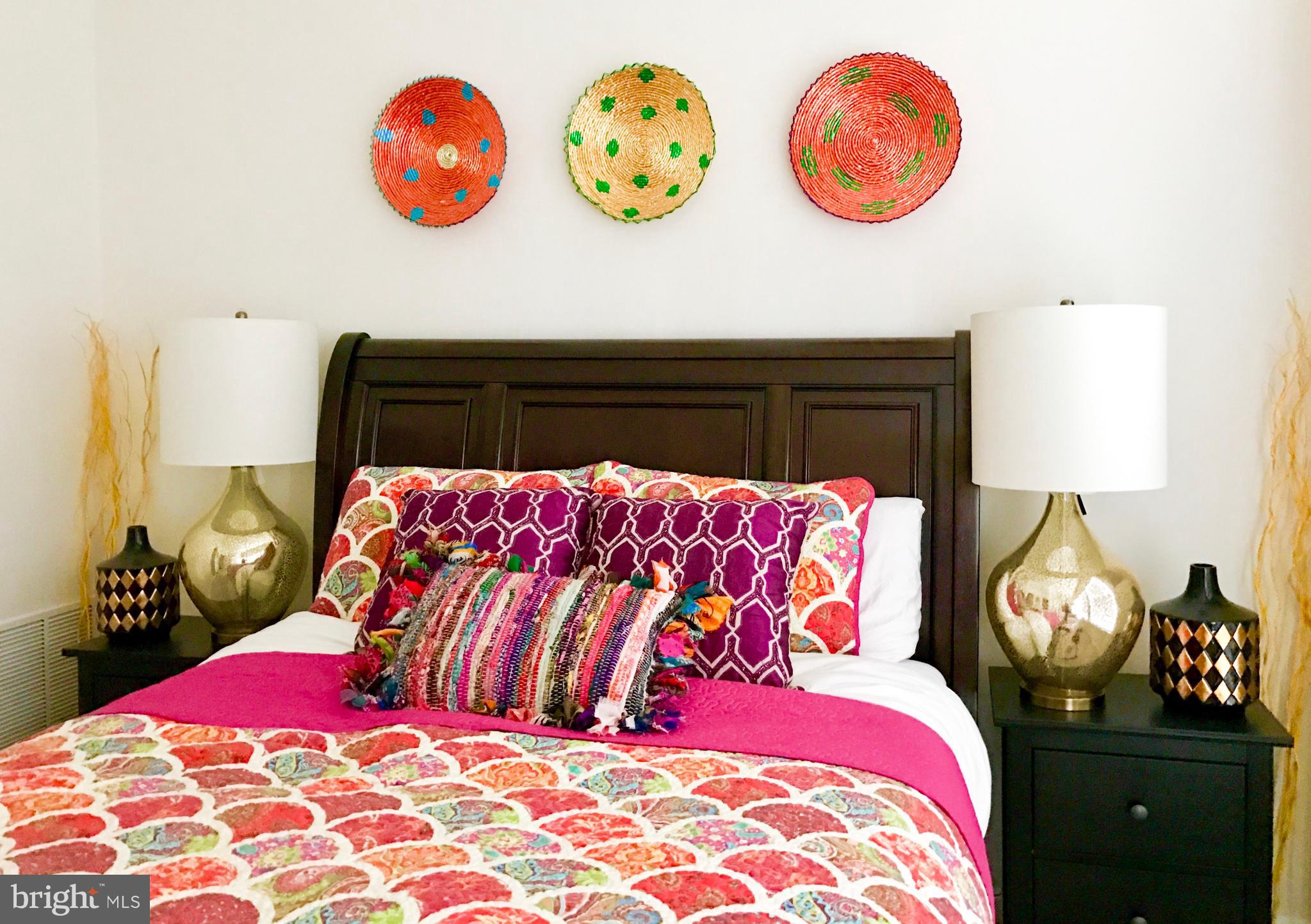 BROADLANDS STATION - Residential