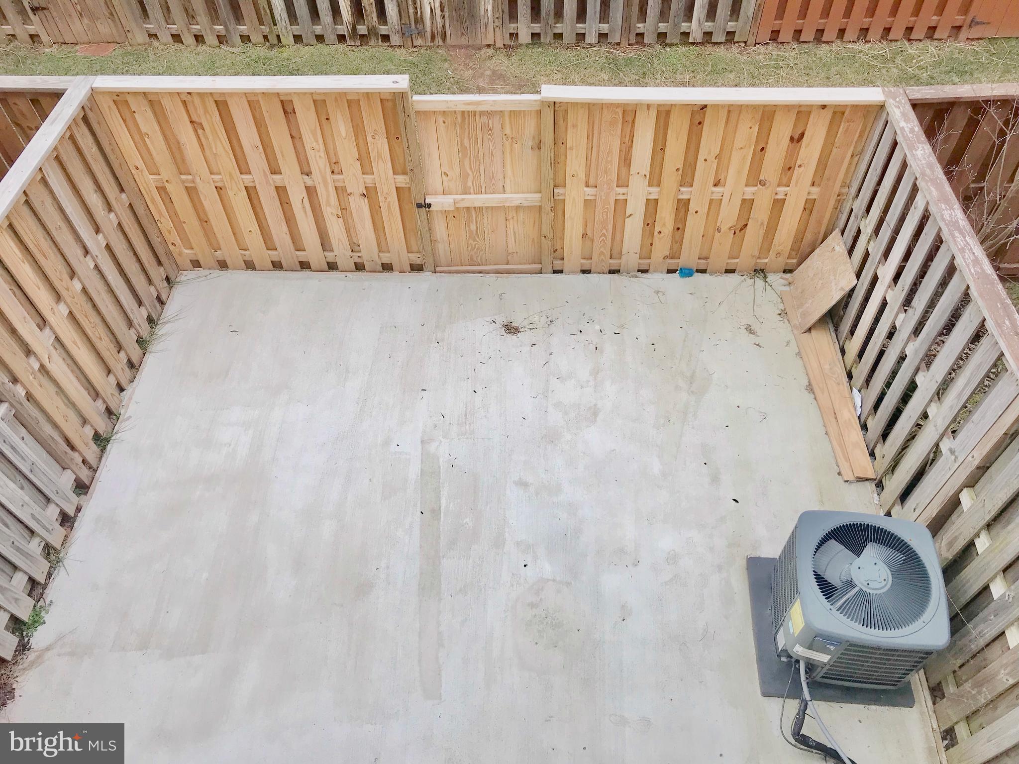 BROADLANDS STATION - Residential