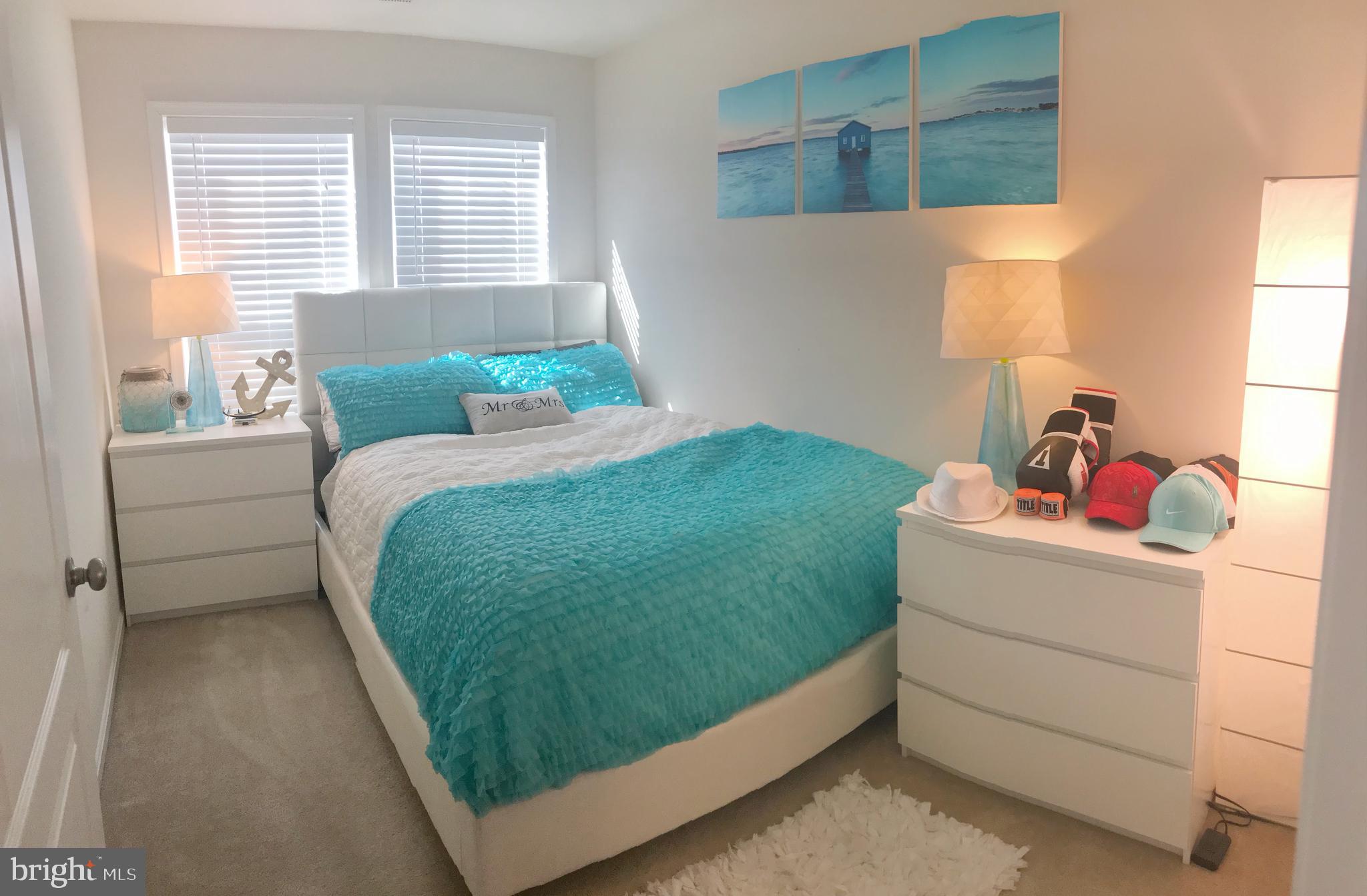 BROADLANDS STATION - Residential