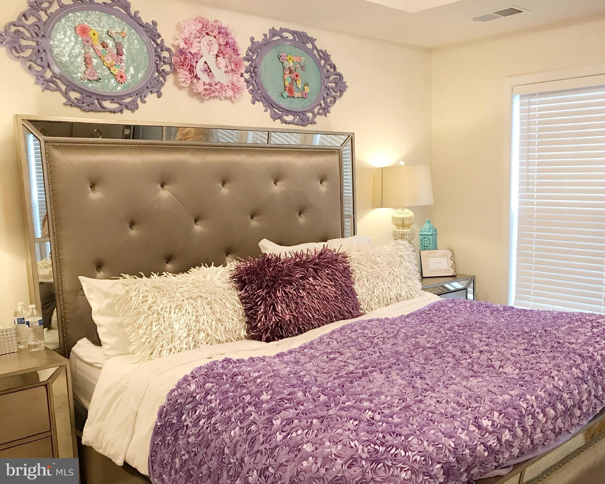 BROADLANDS STATION - Residential