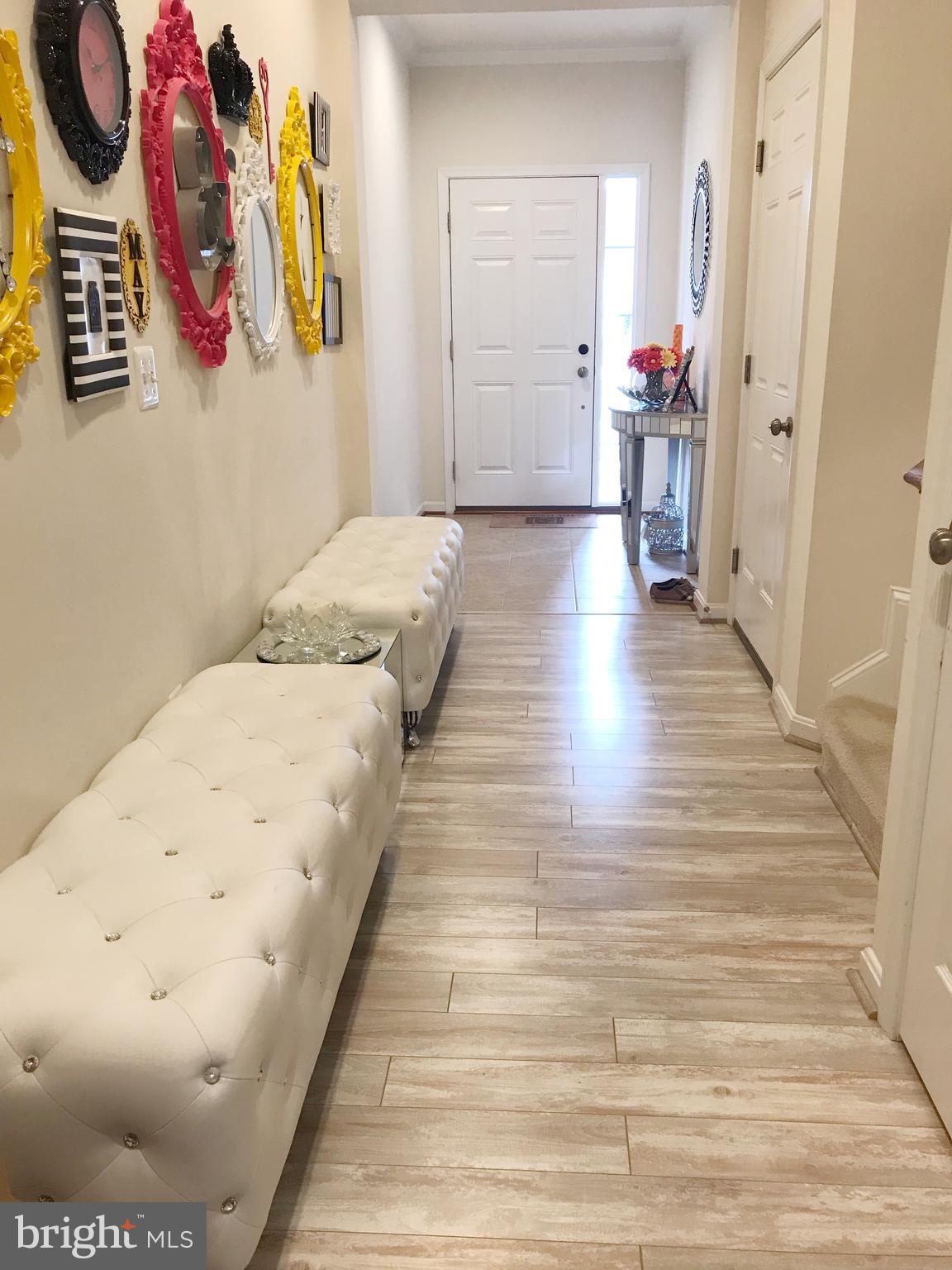 BROADLANDS STATION - Residential