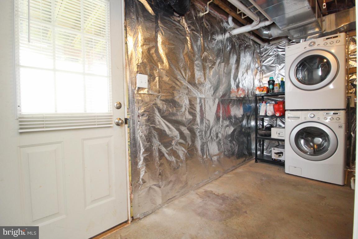 TANYARD SPRINGS - Residential