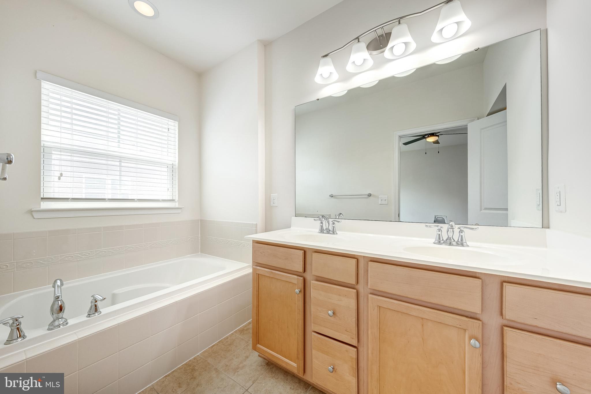 WESTRIDGE - Residential Lease