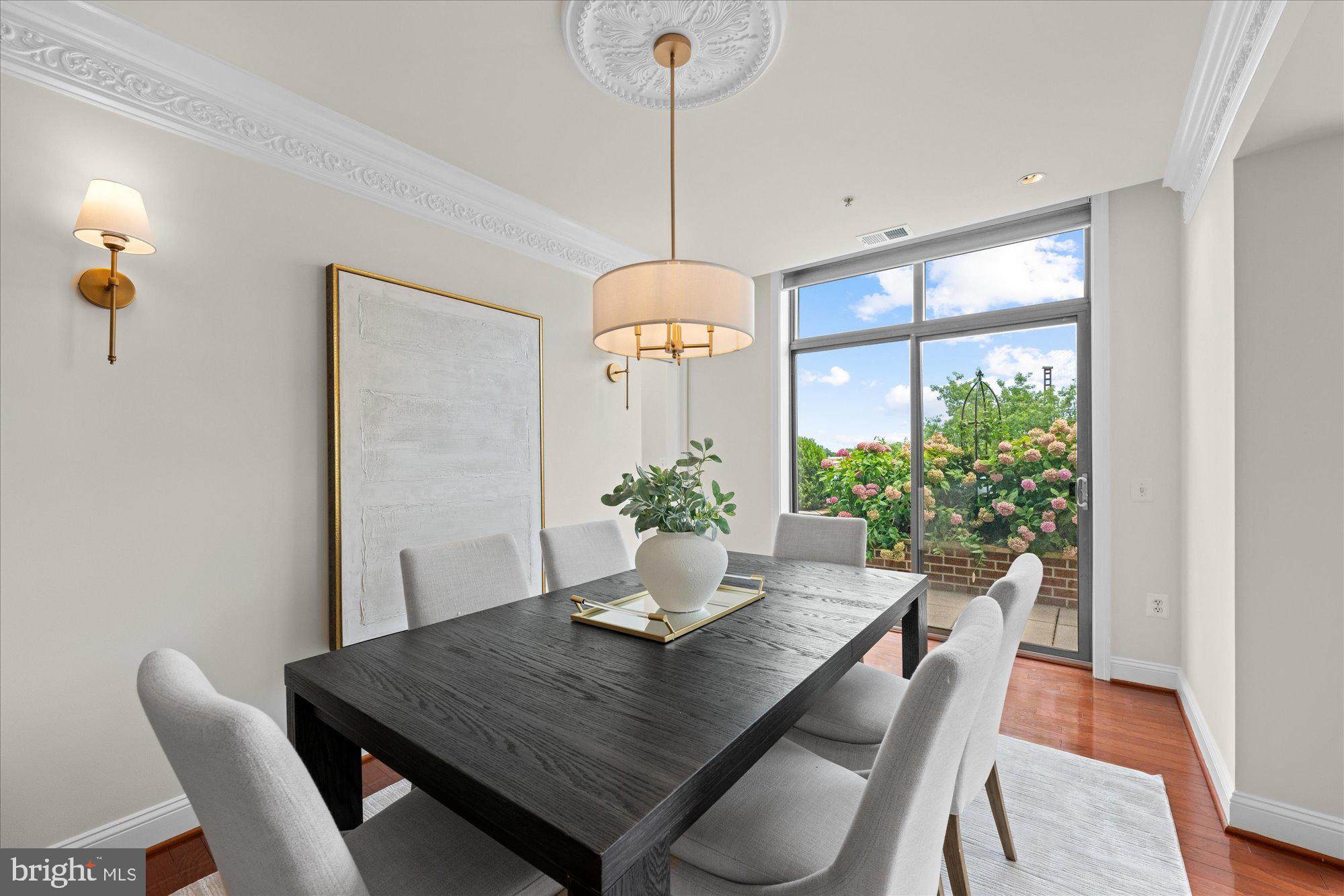 PALLADIUM AT MCLEAN - Residential