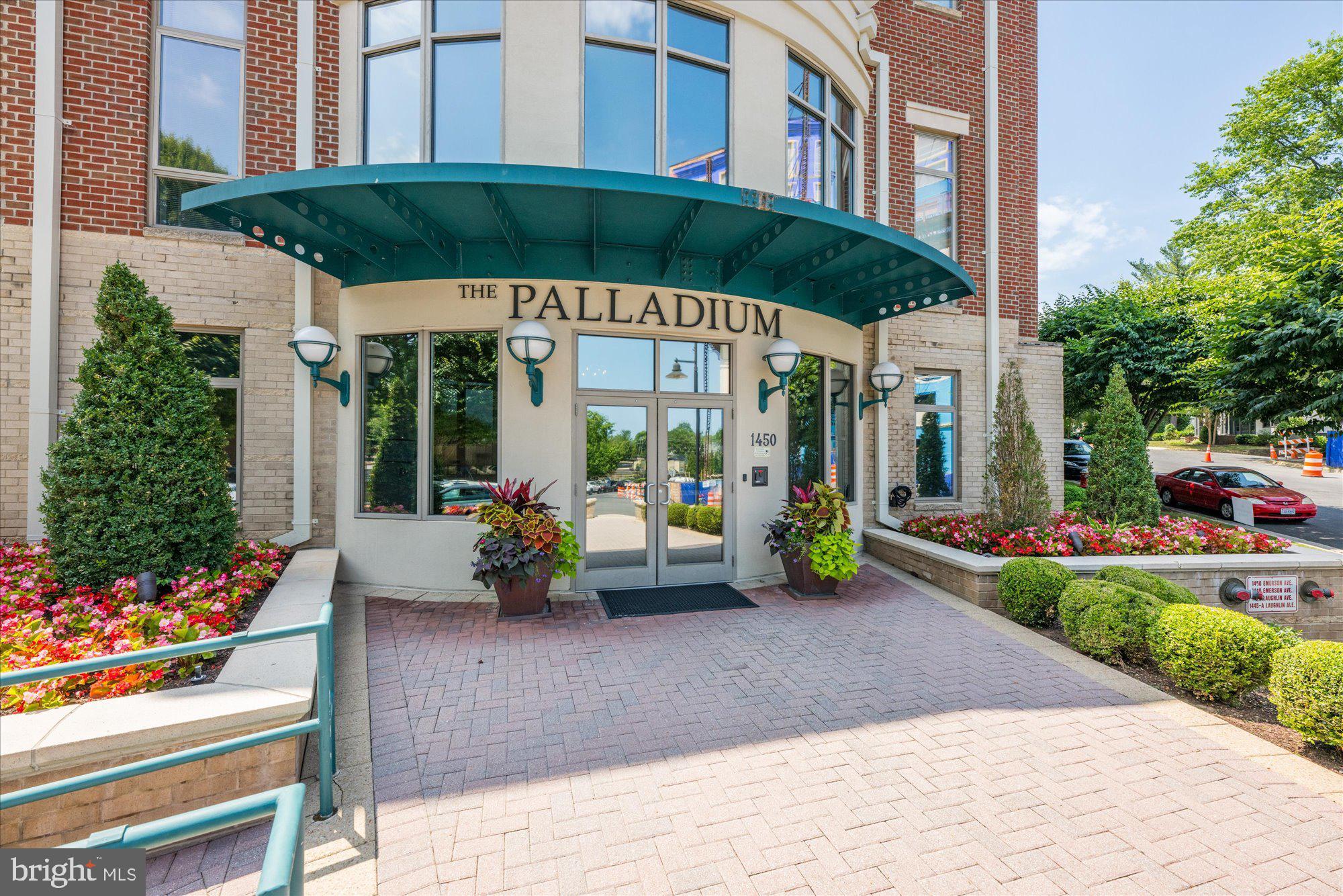PALLADIUM AT MCLEAN - Residential
