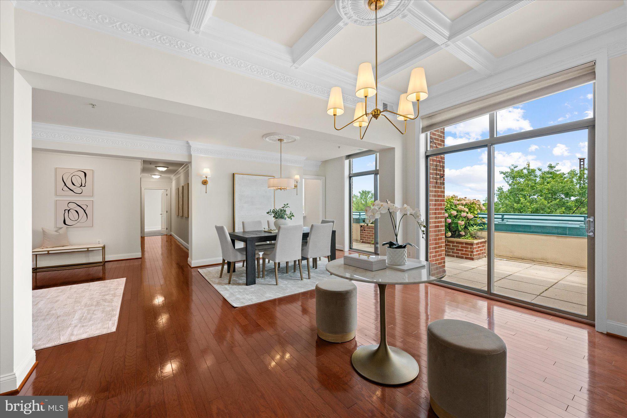 PALLADIUM AT MCLEAN - Residential