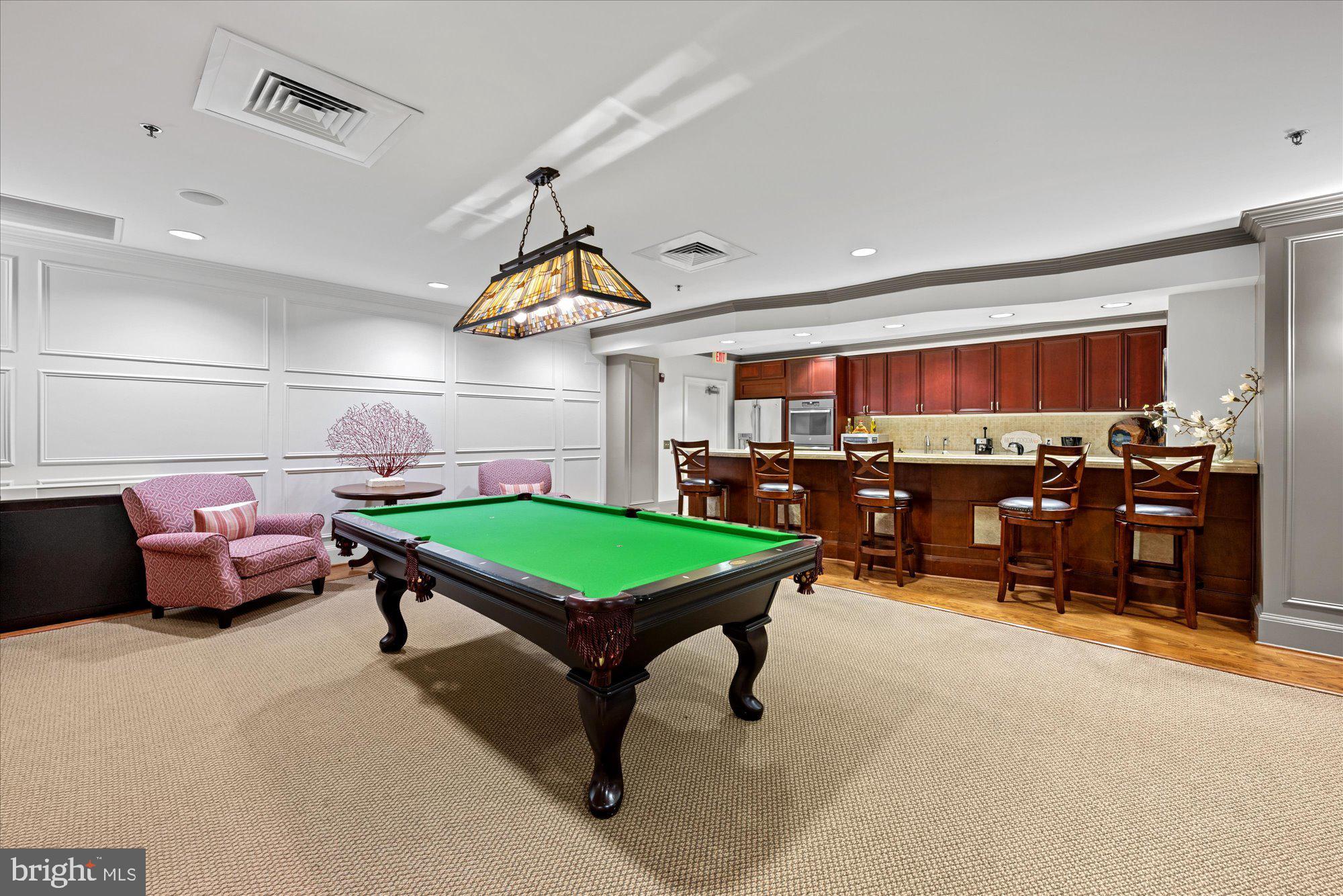 PALLADIUM AT MCLEAN - Residential