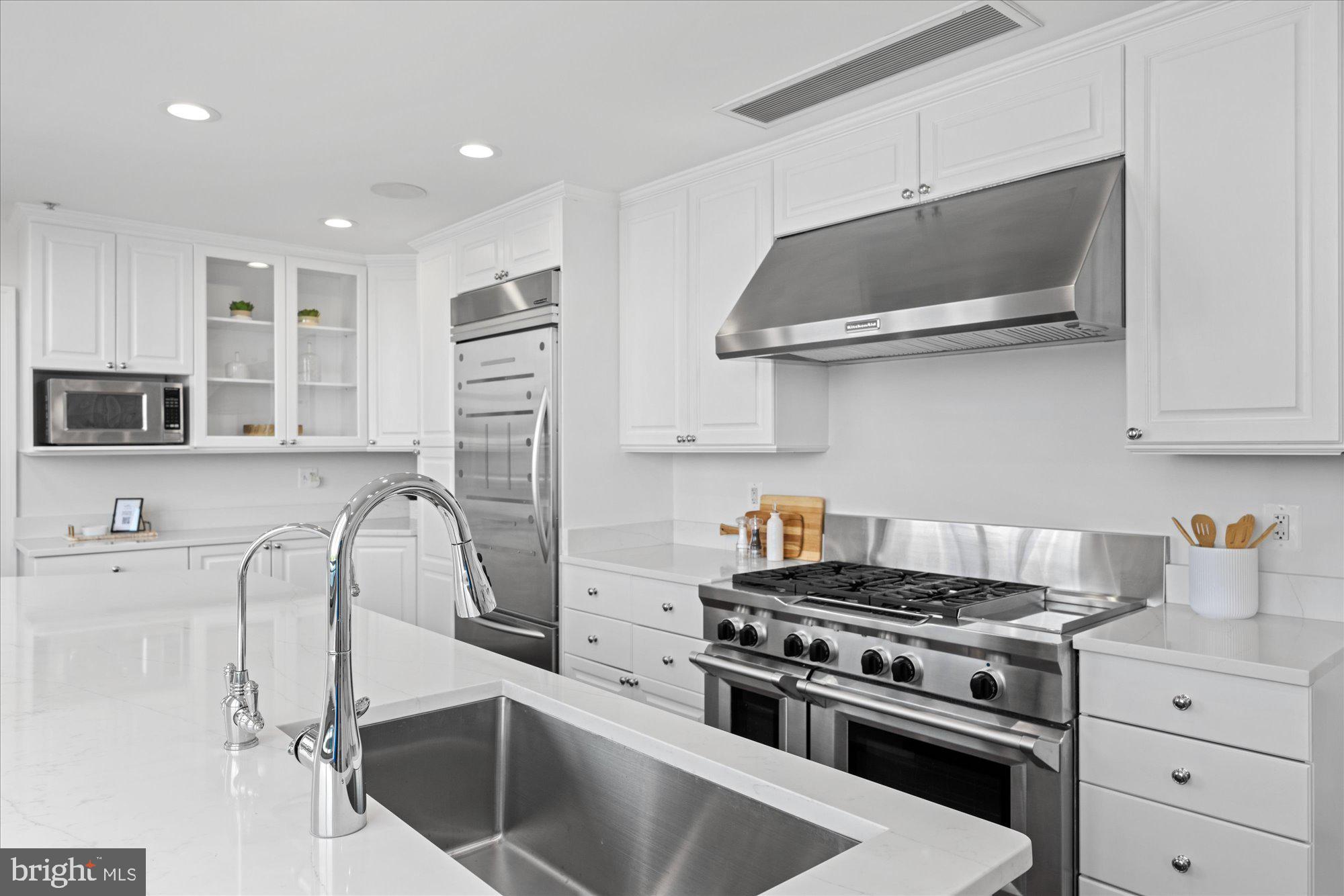 PALLADIUM AT MCLEAN - Residential