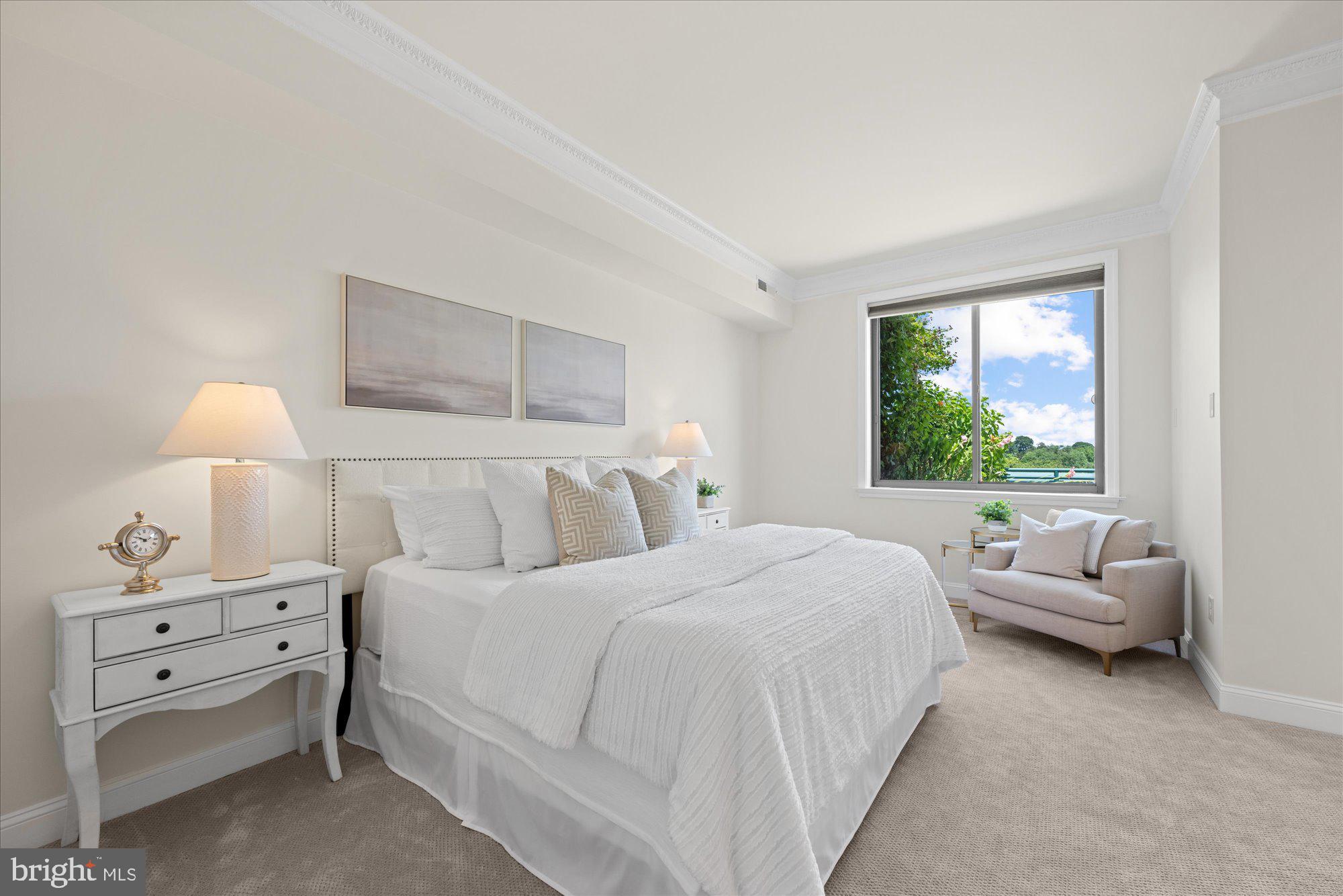 PALLADIUM AT MCLEAN - Residential