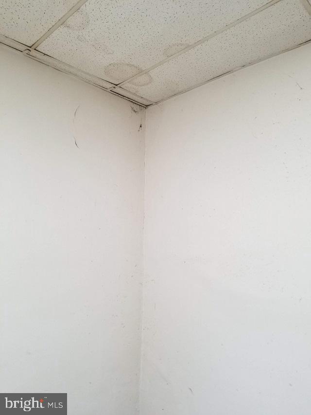 GARWYN OAKS - Residential