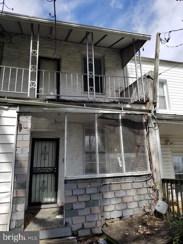 GARWYN OAKS - Residential