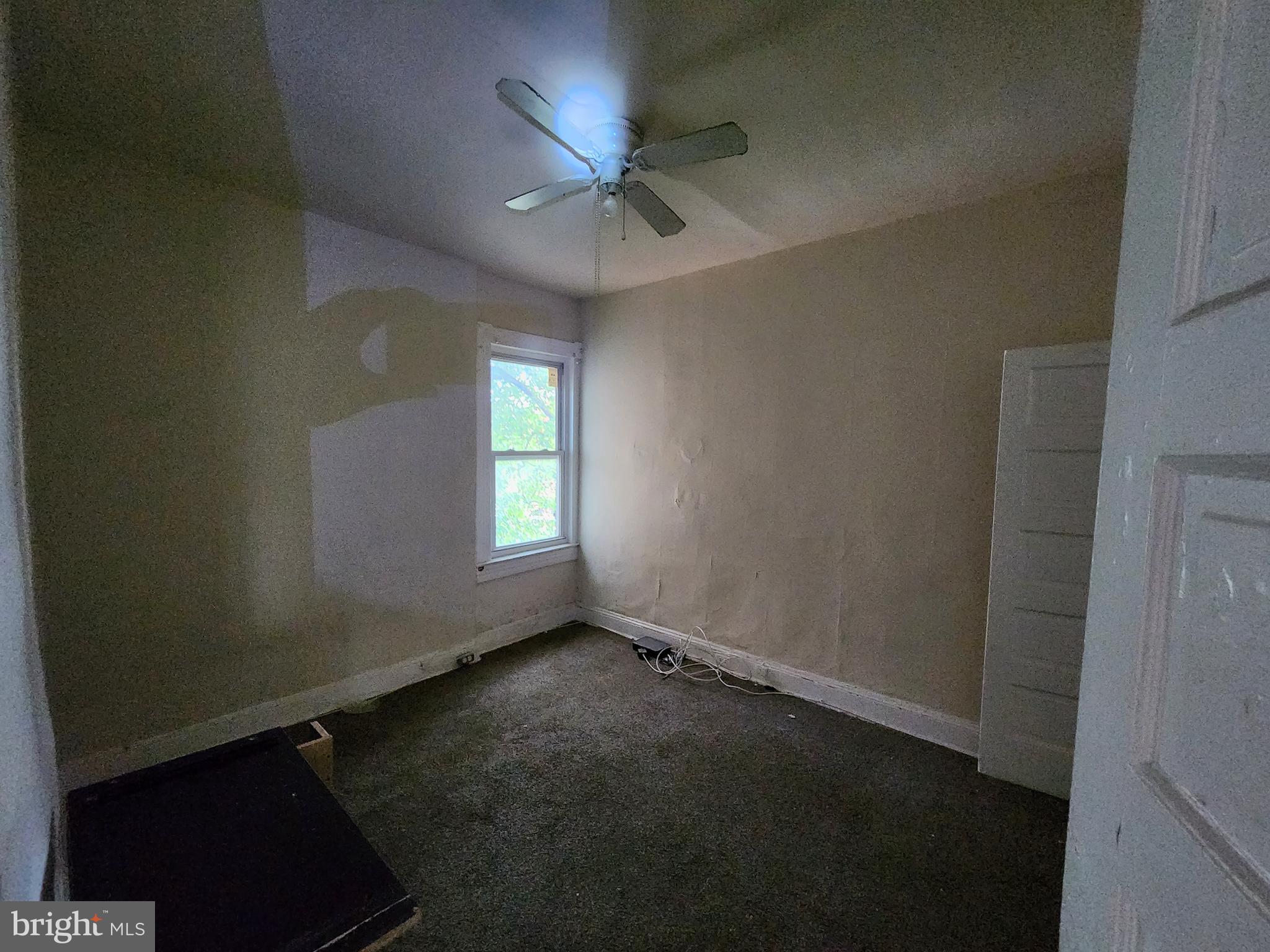 MONDAWMIN - Residential