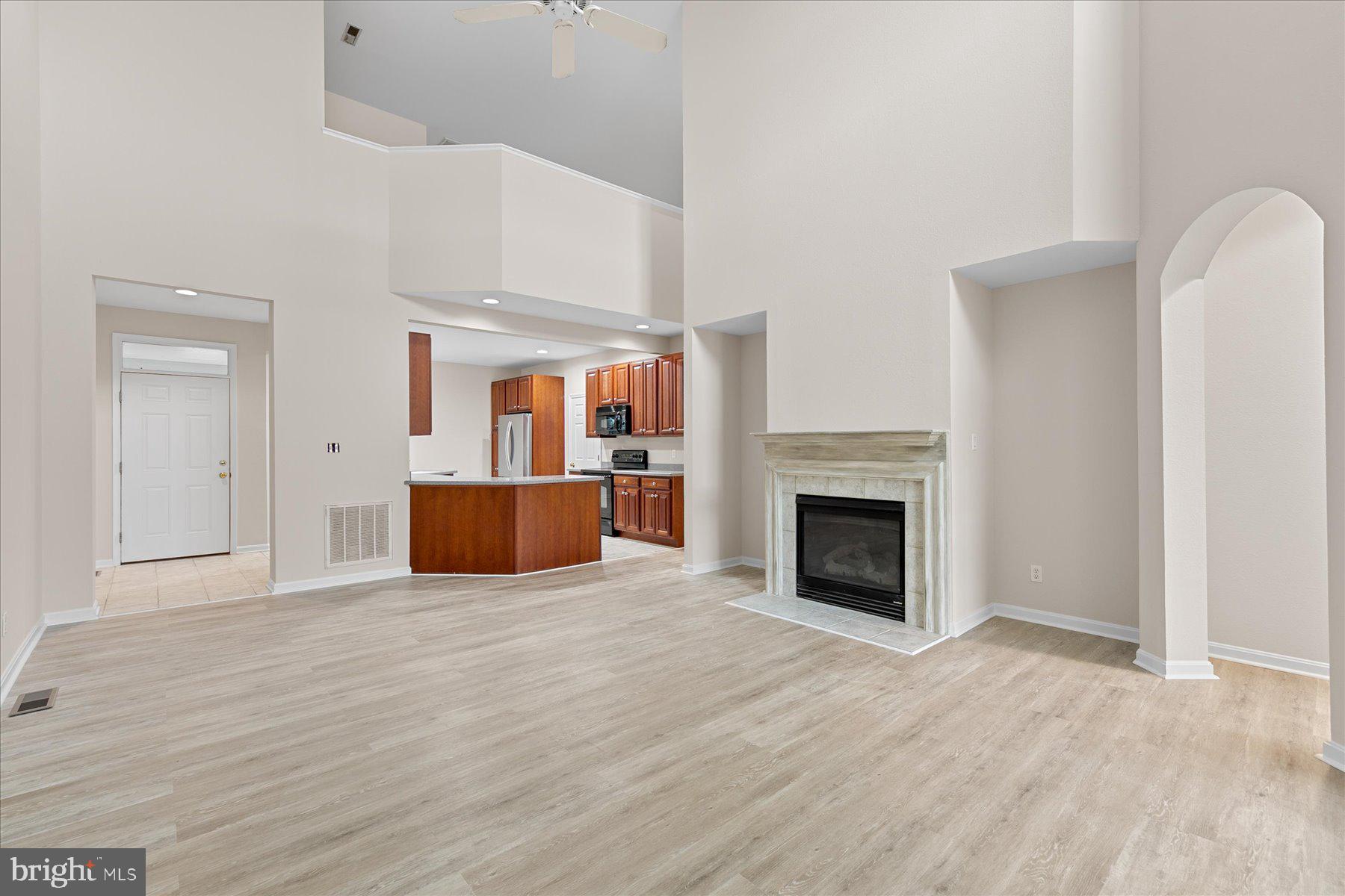 11043 DESTINATION DRIVE