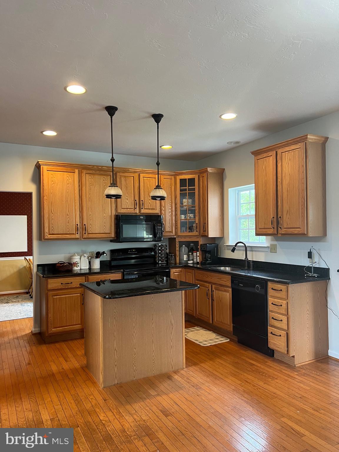 MAYERS SUMMIT - Residential