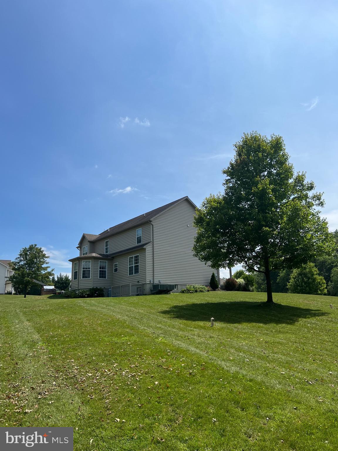 MAYERS SUMMIT - Residential