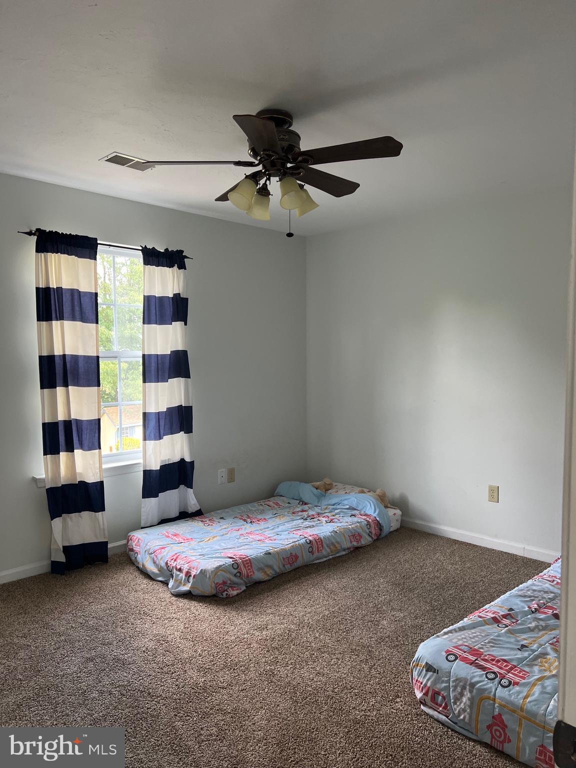 MAYERS SUMMIT - Residential