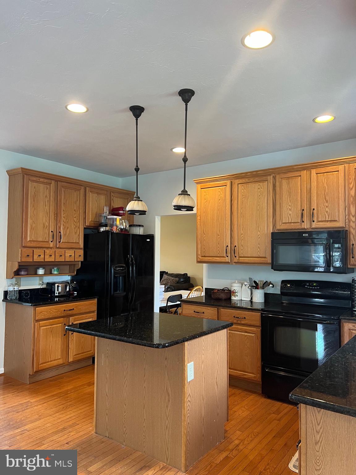 MAYERS SUMMIT - Residential