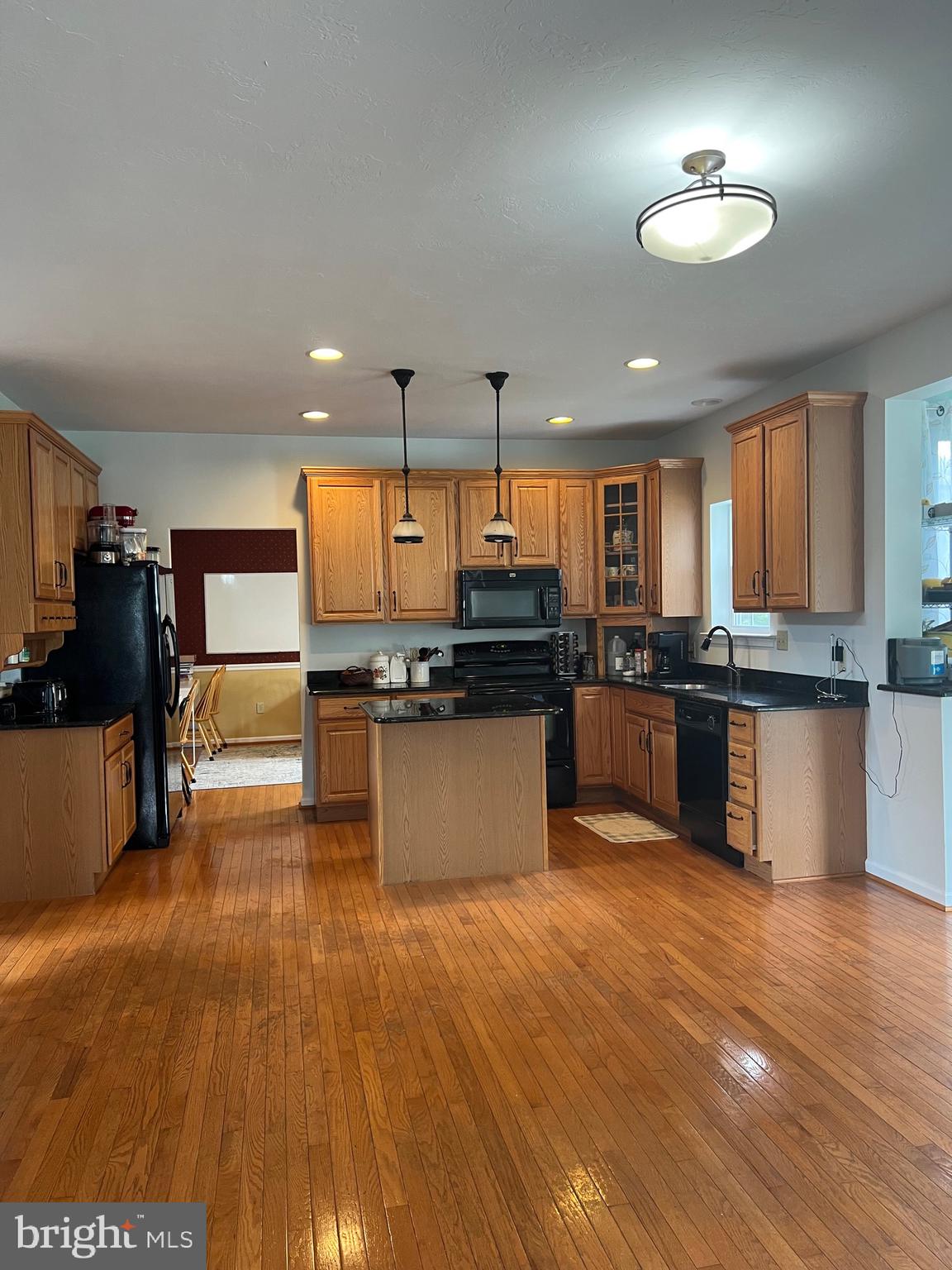 MAYERS SUMMIT - Residential