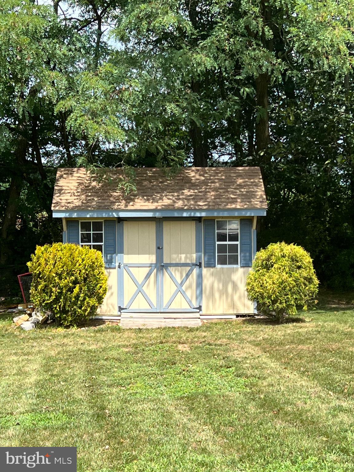 MAYERS SUMMIT - Residential