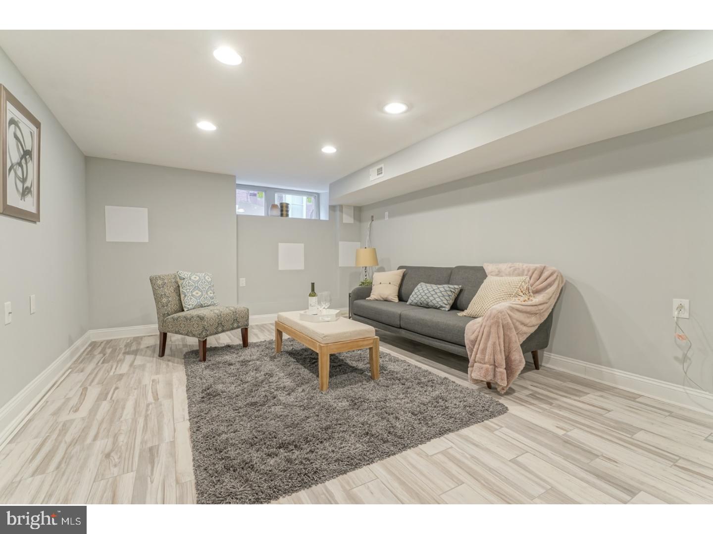 POINT BREEZE - Residential