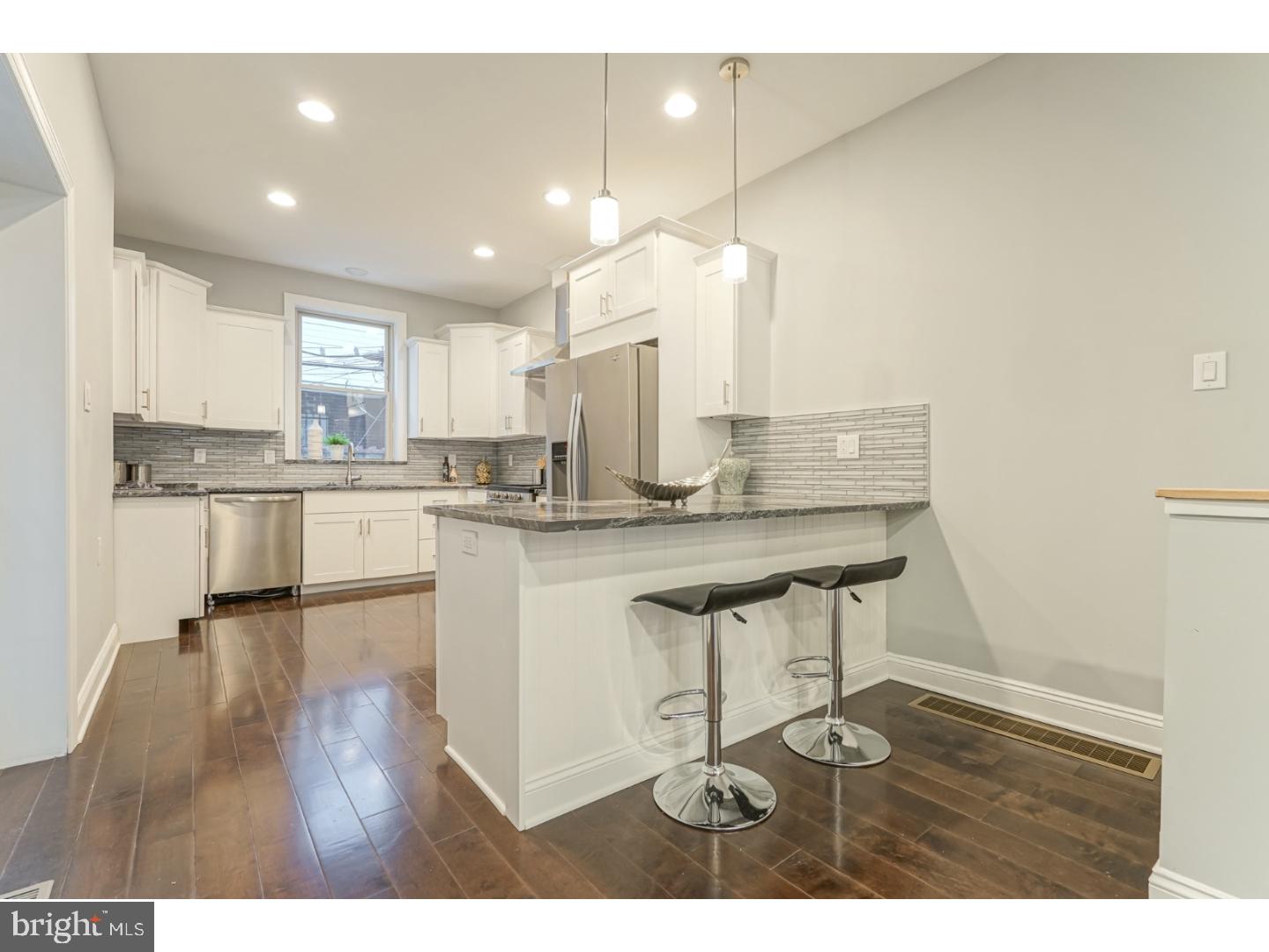 POINT BREEZE - Residential