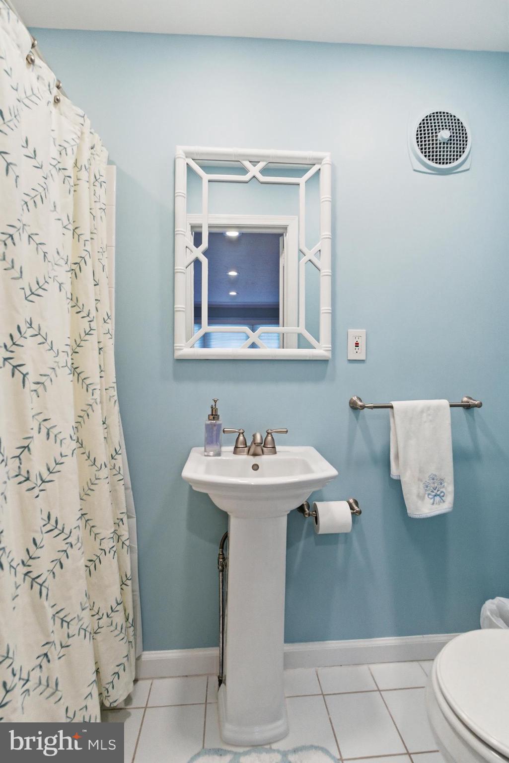 SHORTRIDGE - Residential